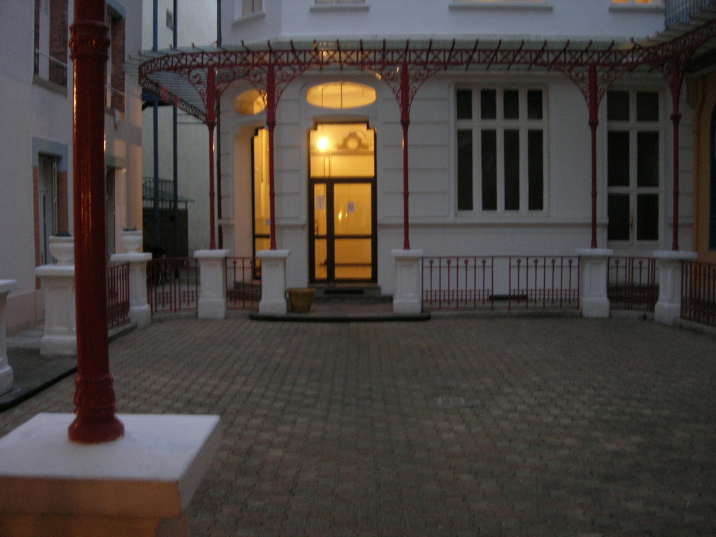 Quiet studio,center,Park/Opera