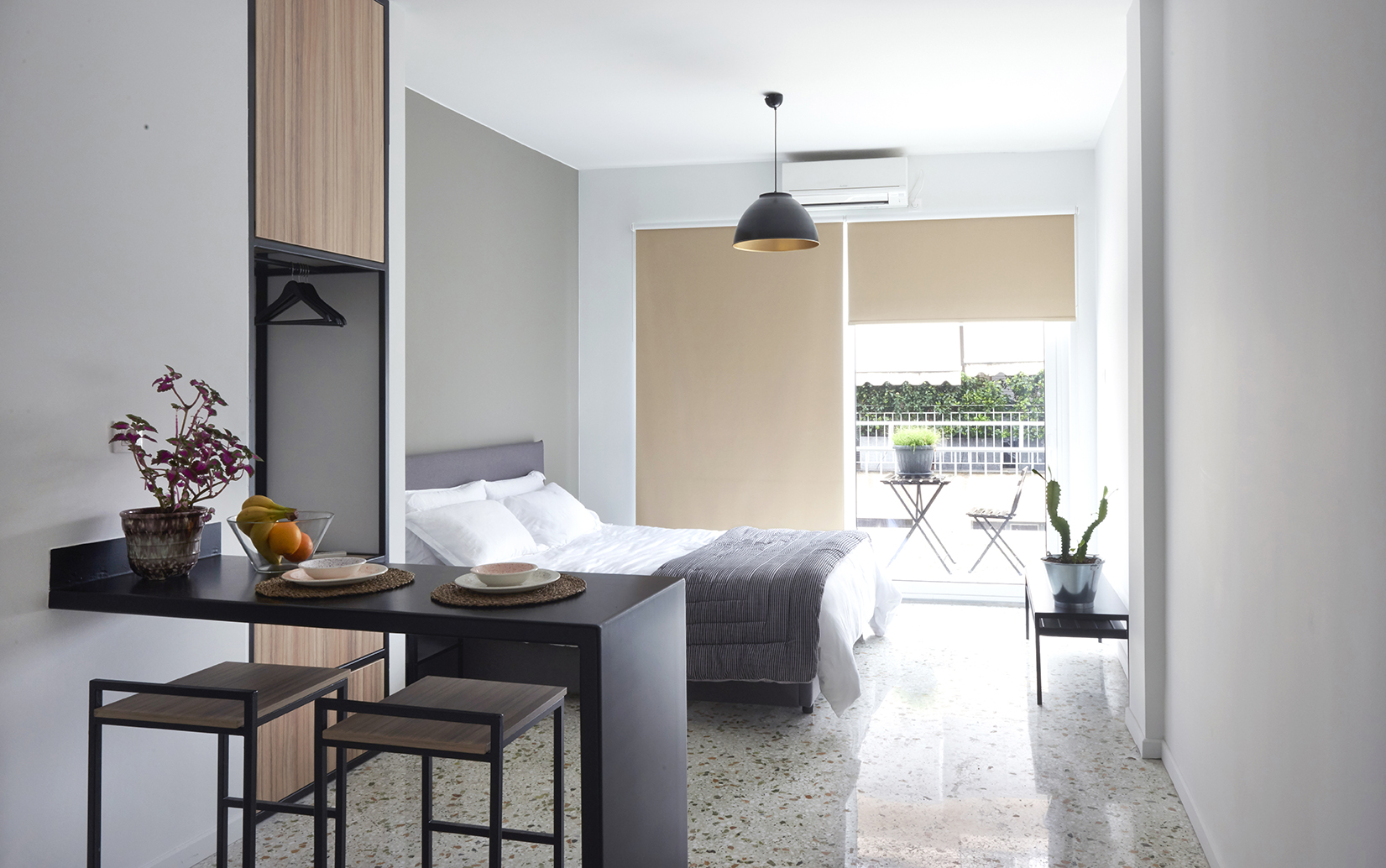 Acropolis view, cosy studio in the heart of Athens