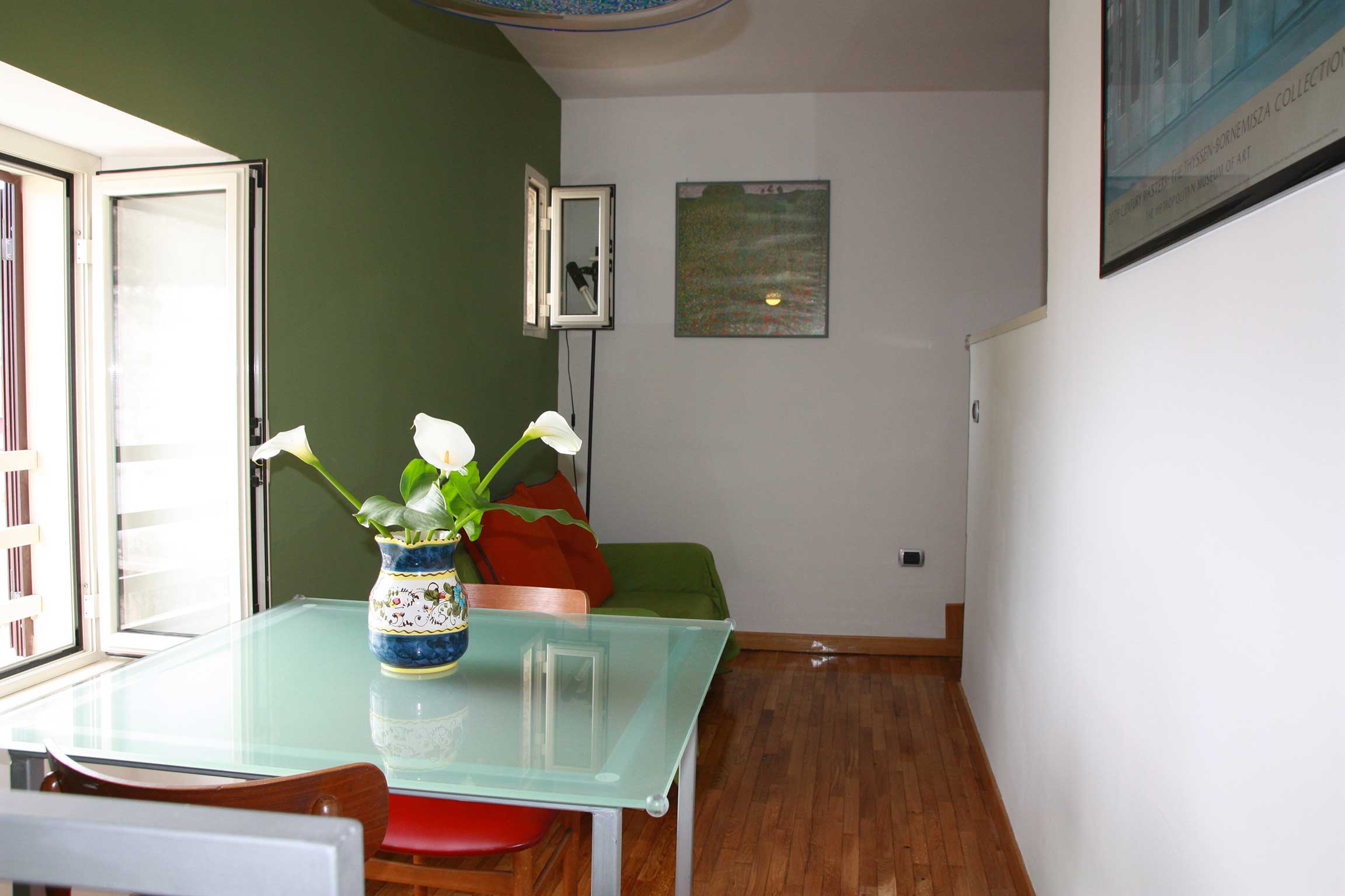 Trieste:A window on P.za Plebiscito in San Ferdinando, Naples