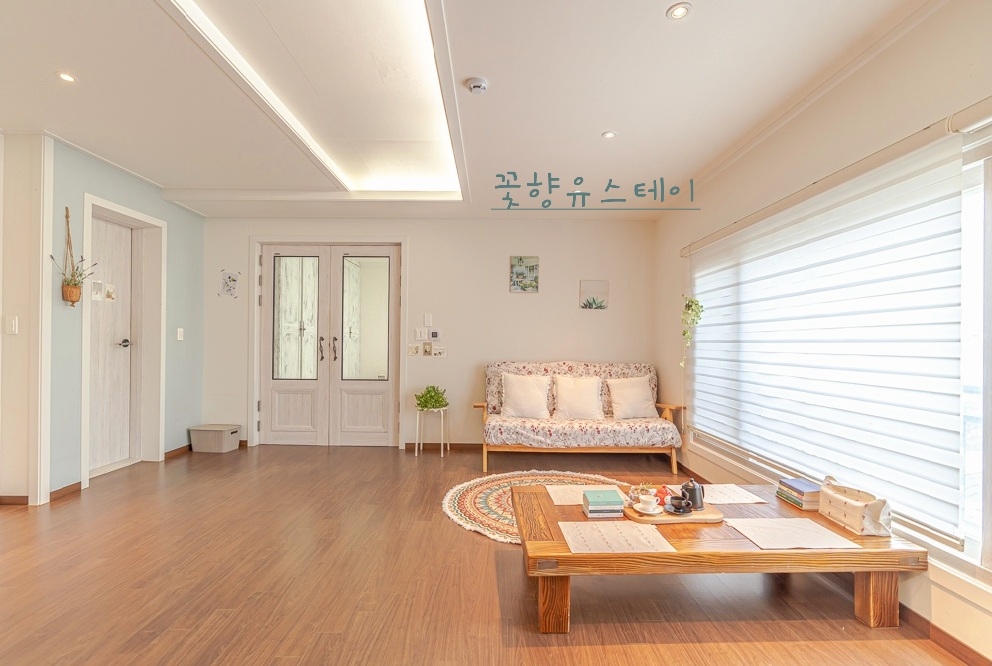 [Aewol] Flower Hyangyu Stay/Jeju Accommodation/Jeju Family Accommodation/Garden/Sea View/Full Option/Aewol Accommodation/Free Cafe Coffee