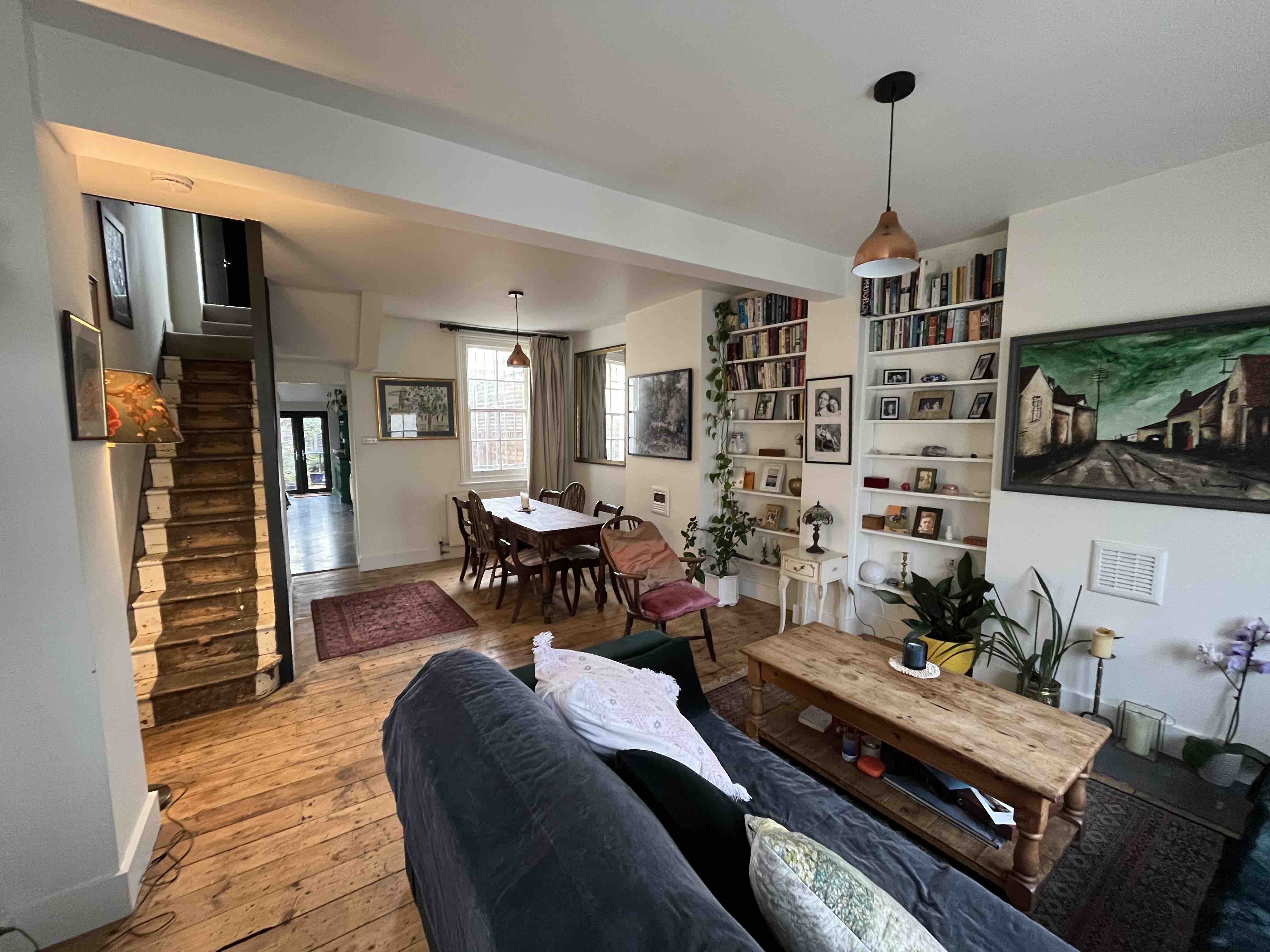 Entire house with garden in the heart of Hackney