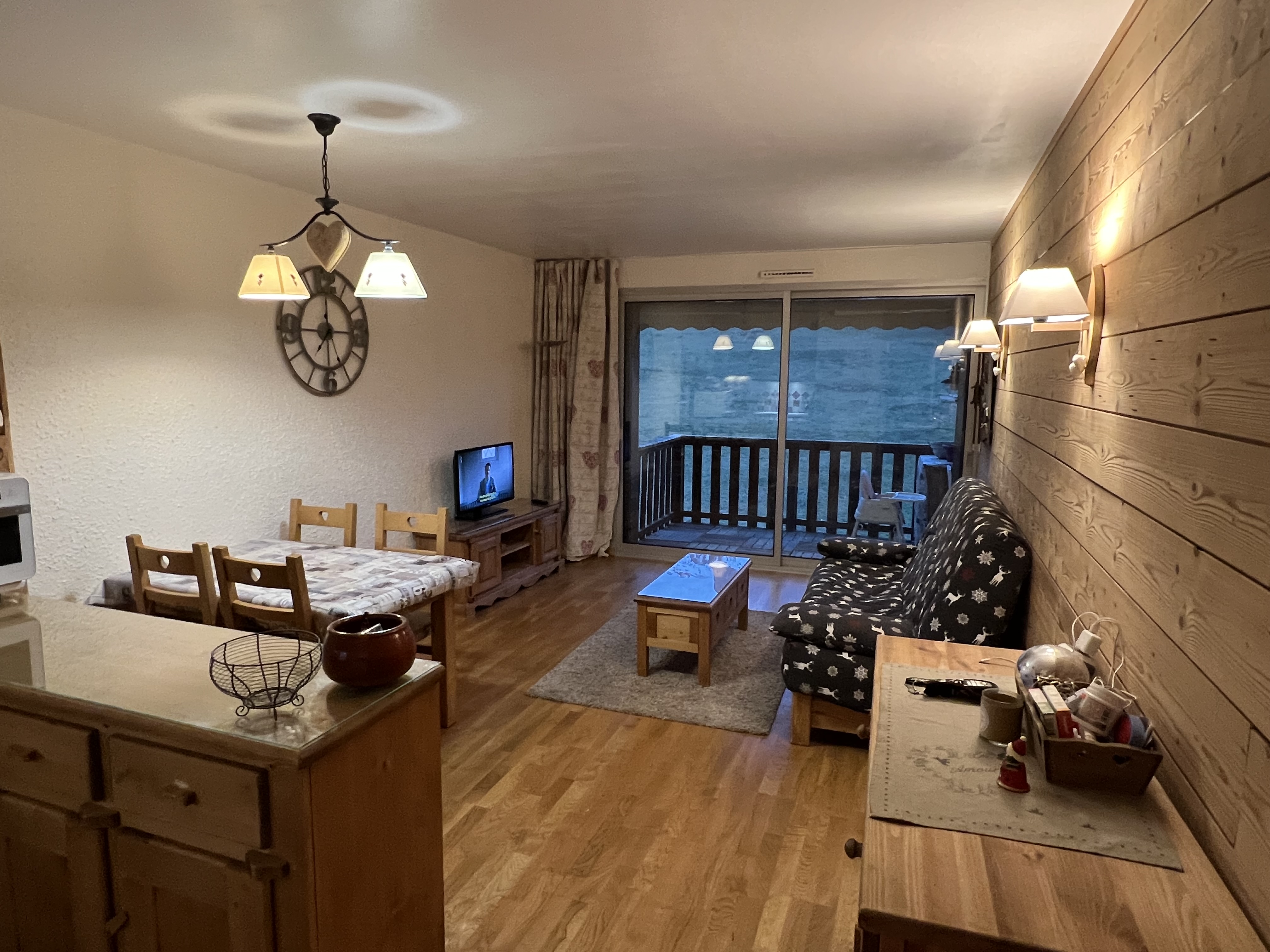 Sauze Ski Resort Trail Apartment