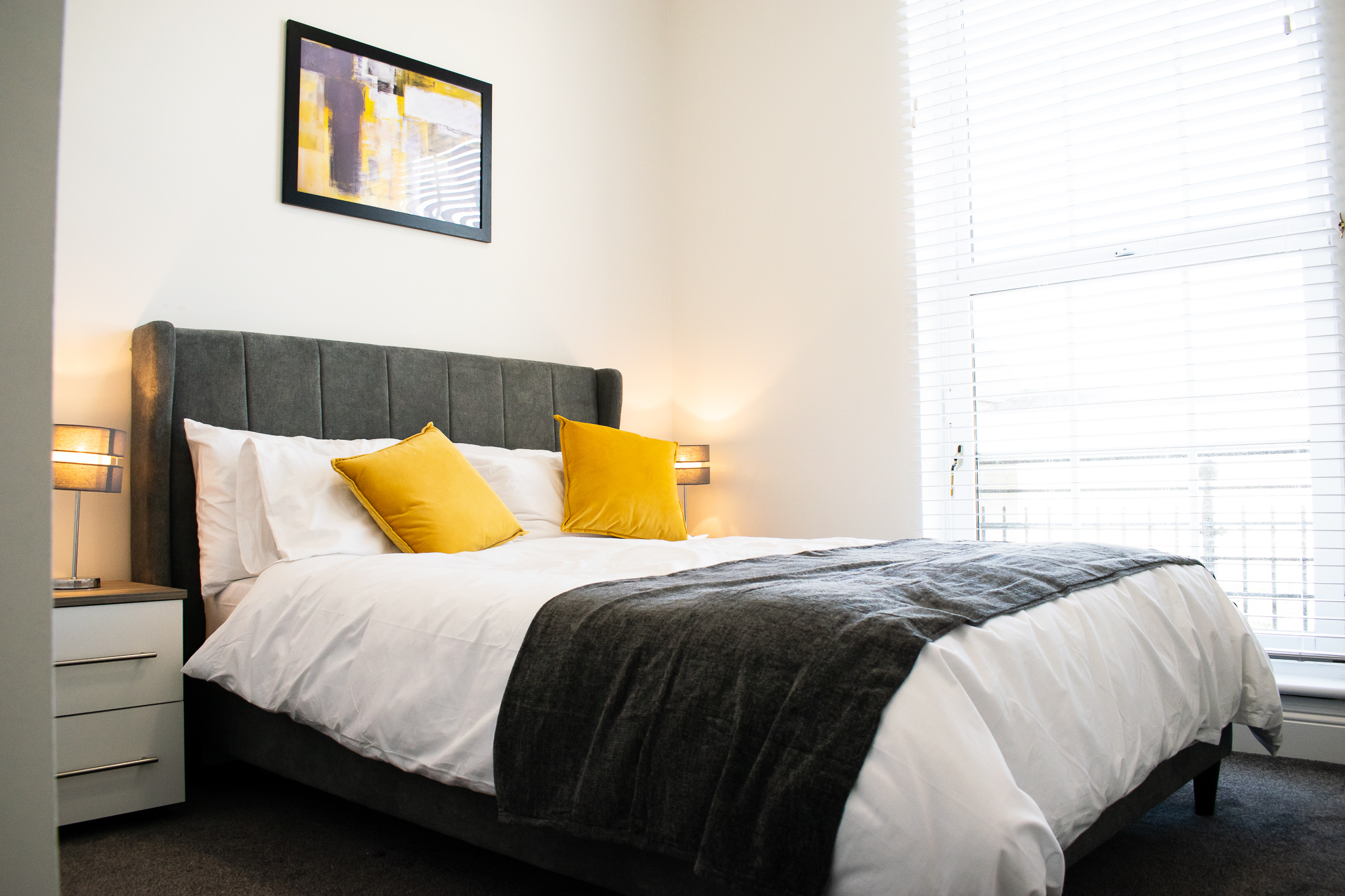 Beautifully Renovated Apartment -Central Edinburgh - Apartments for