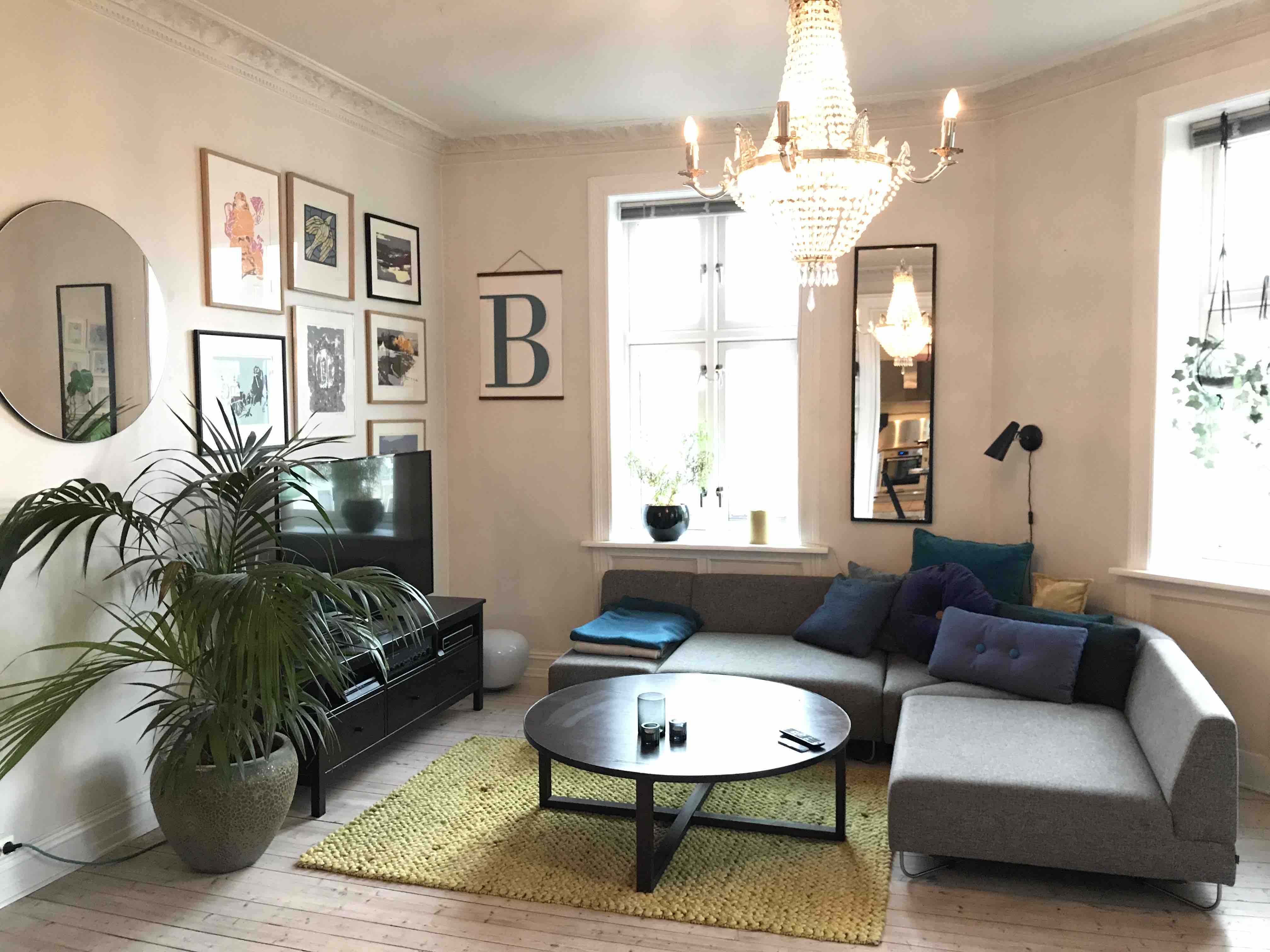 Lovely, large and well equipped apartment.