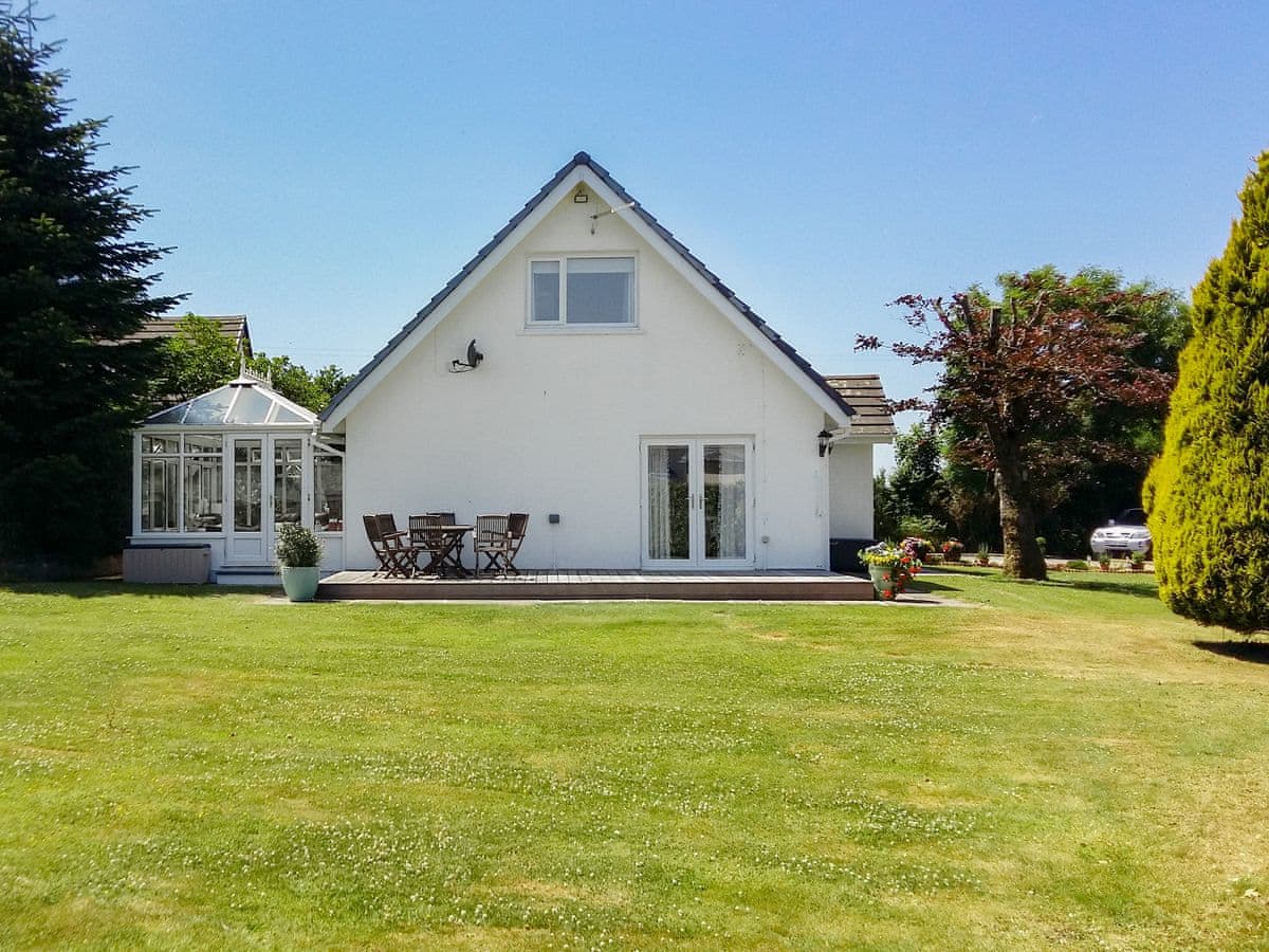 Large Detached House in Beautiful Pembrokeshire Houses for Rent in