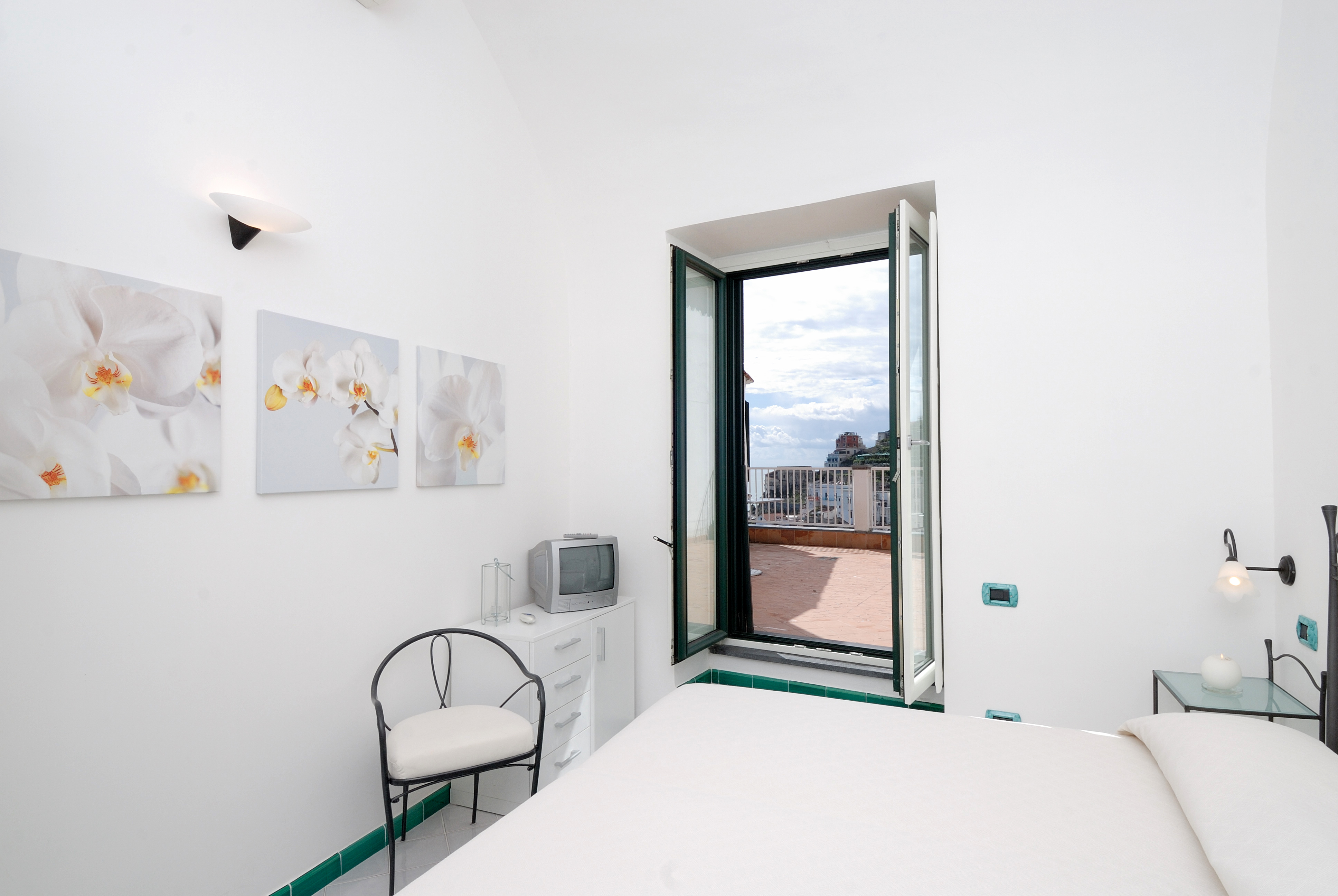 The Green House - sea view apartment in Atrani
