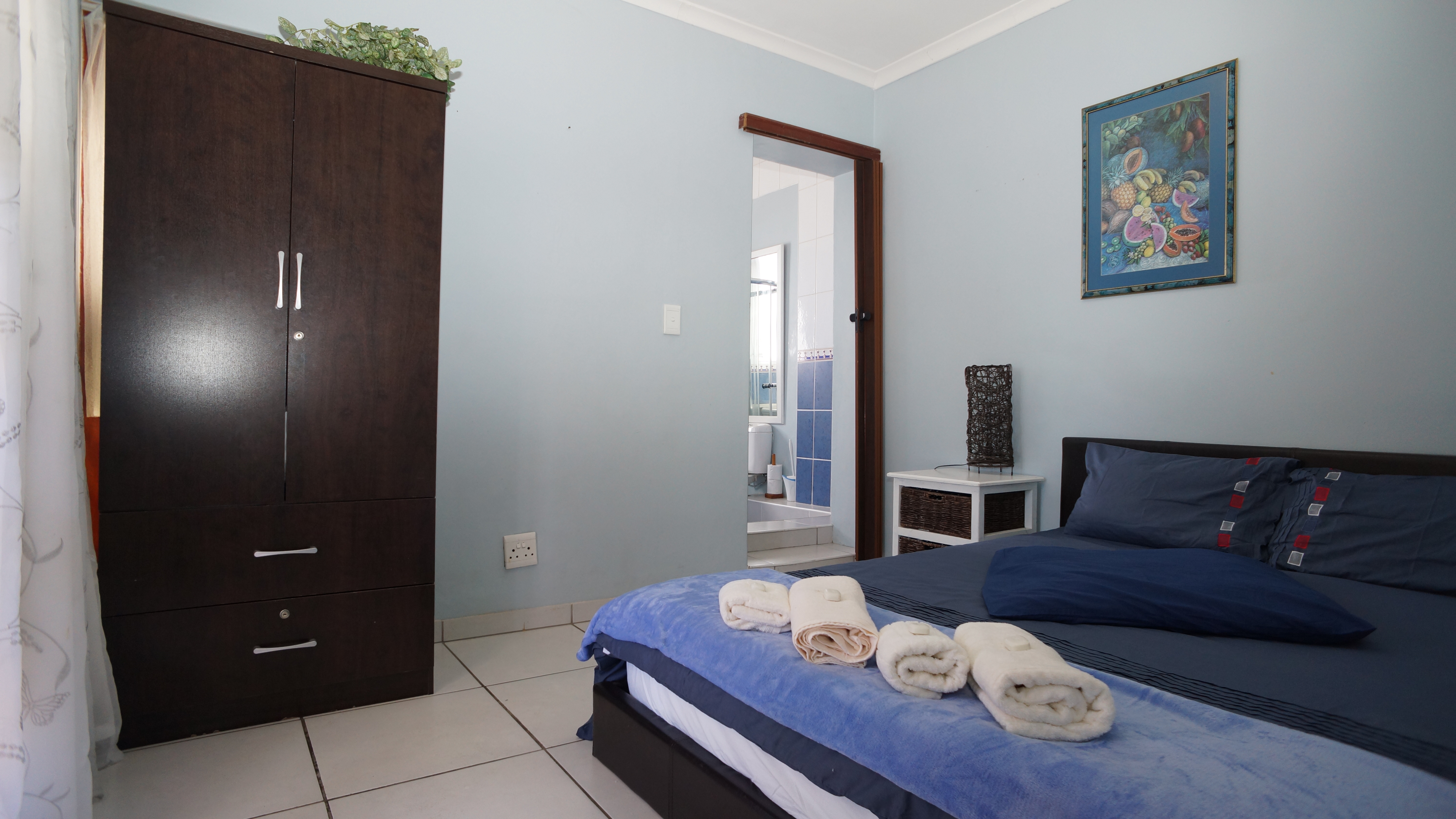 African Vibes - The Blue Suite in Ward 107, Cape Town