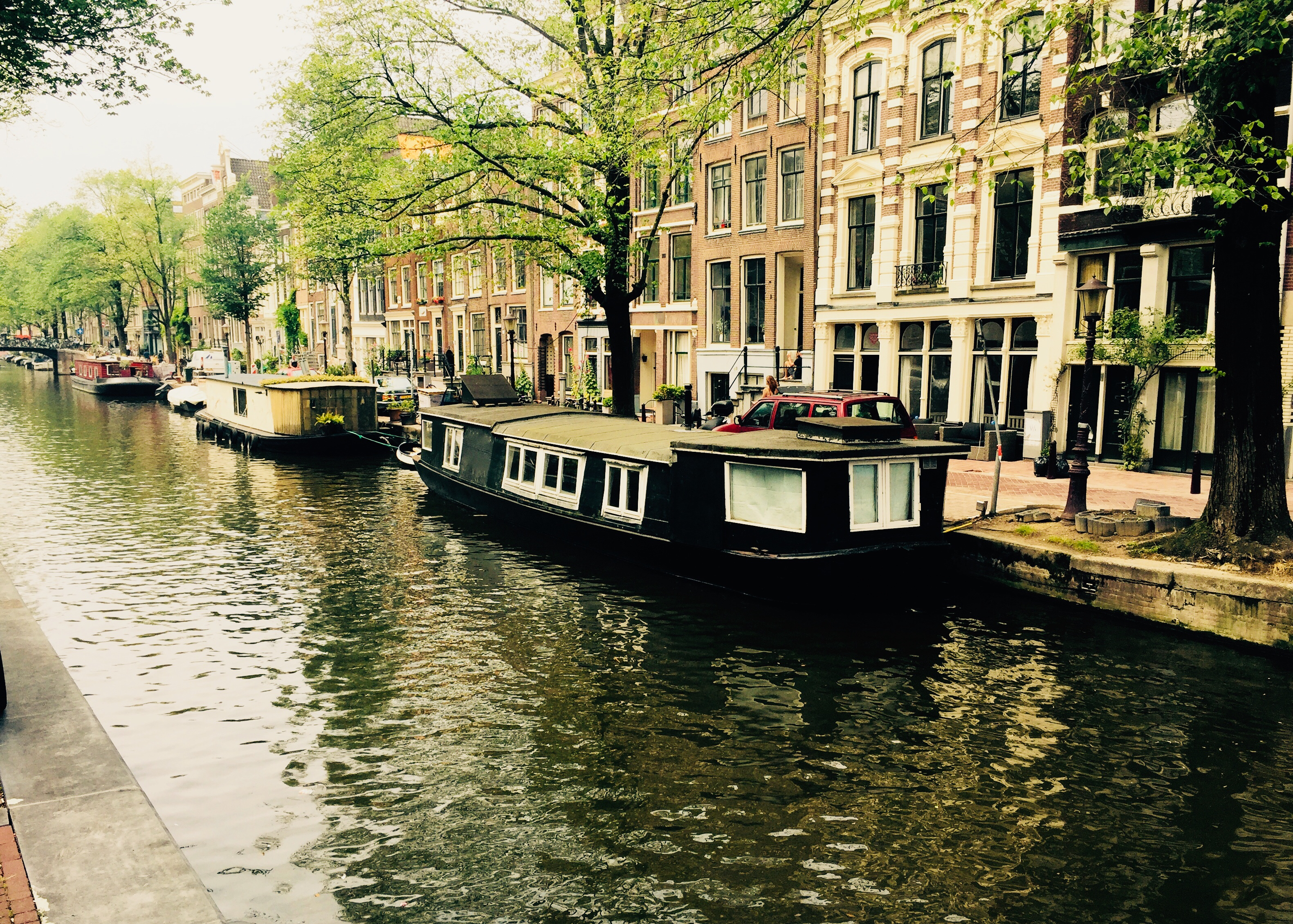 Canal Boat City Center โ Amsterdam stay