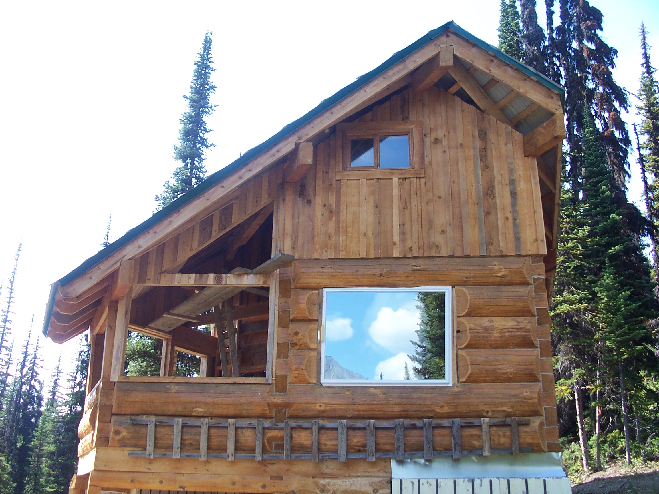 Hike In 6 Km Back Country Cabin Cabins For Rent In Valemount Bc British Columbia Canada