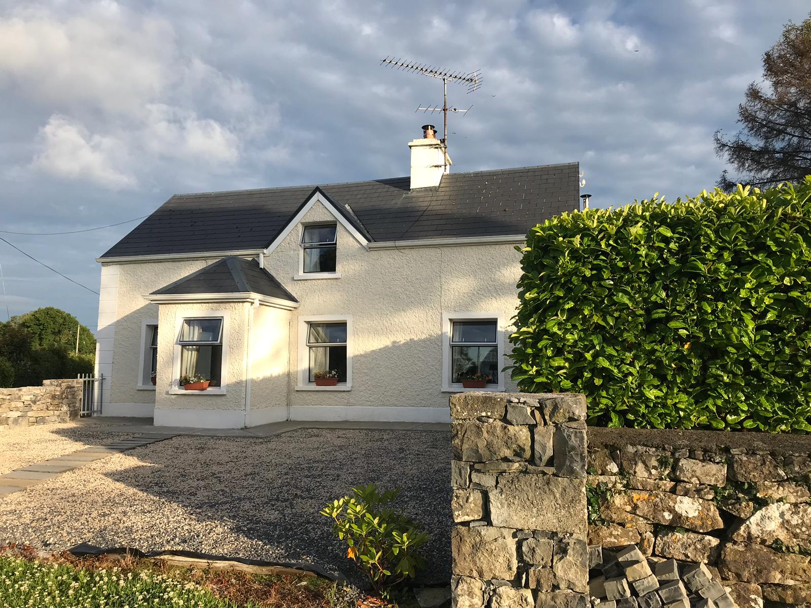 Old Farmhouse Killour secluded yet central Houses for Rent in