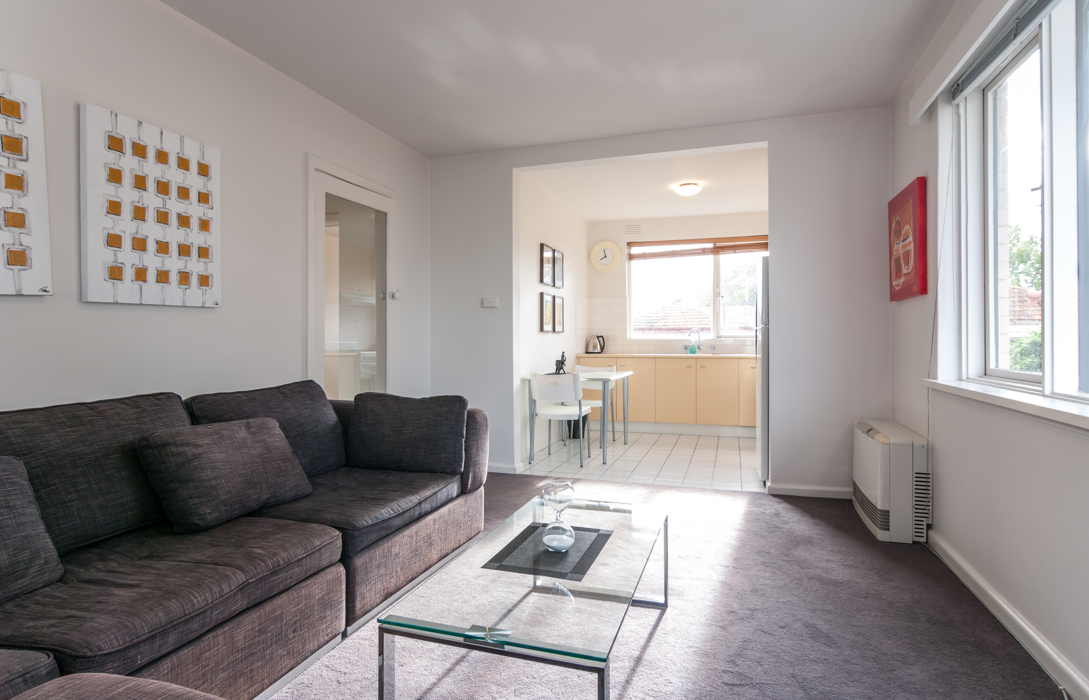 Quiet, clean, central location-trains/trams/buses in Stonnington, Melbourne
