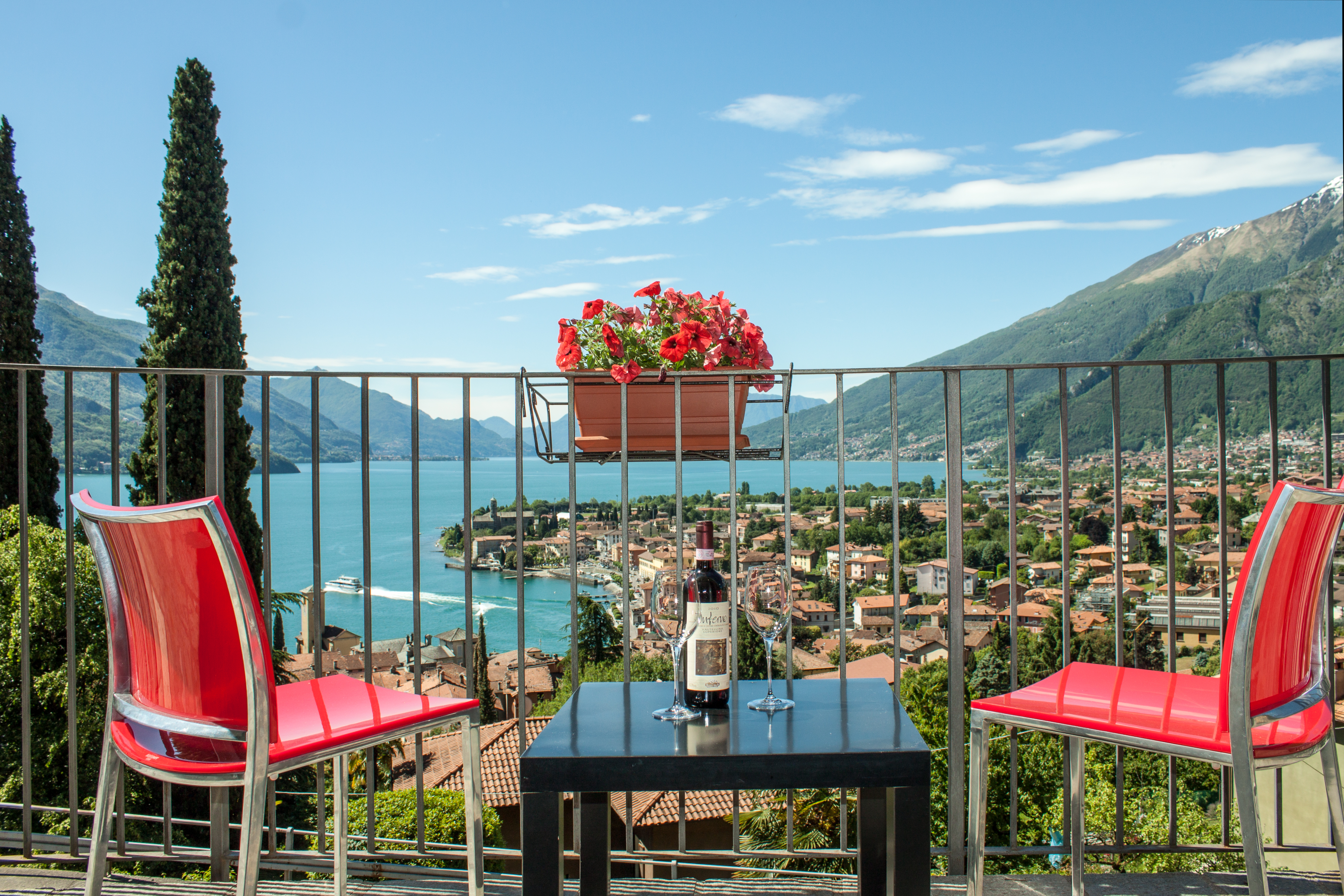 Apartment on Lake Como