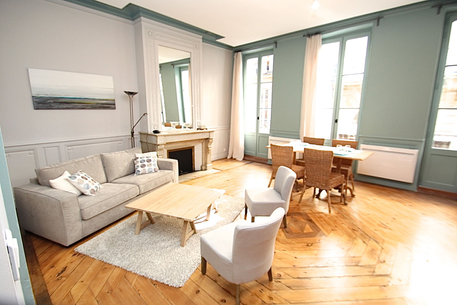 Lovely 1 BR apartment, 55 sqm, city centre in Centre ville (Bordeaux), Bordeaux