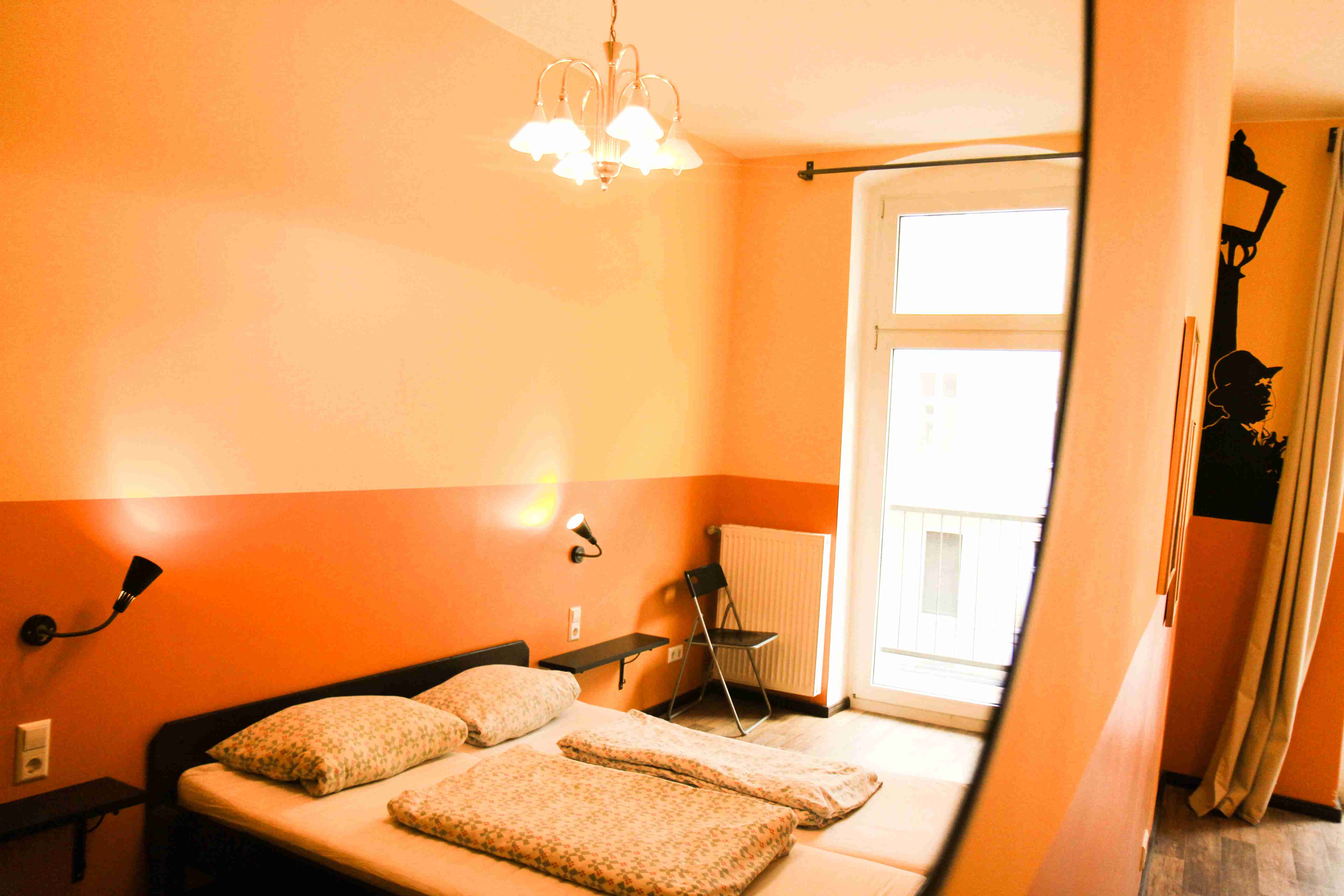Stylish double room in Berlin (shared bathroom)