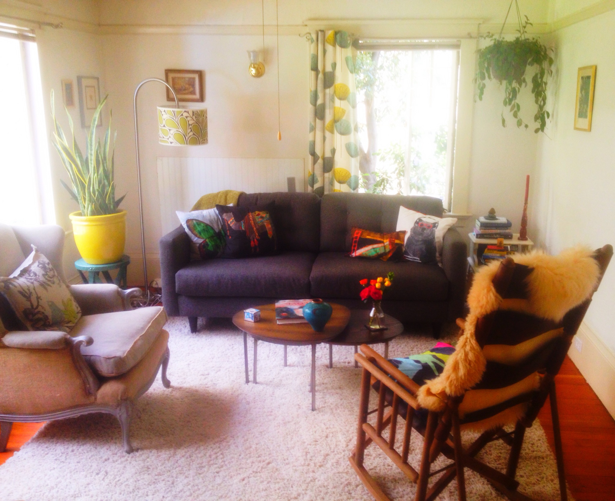 Walkable Best Area ~ Green Sanctuary w/ porch in Adams Point, Oakland