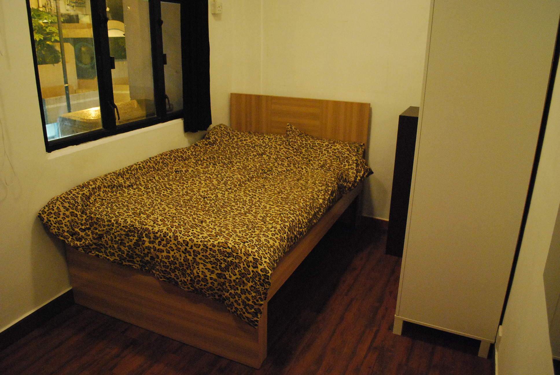 Nice Sheung Wan Room in Central & Western, Hong Kong