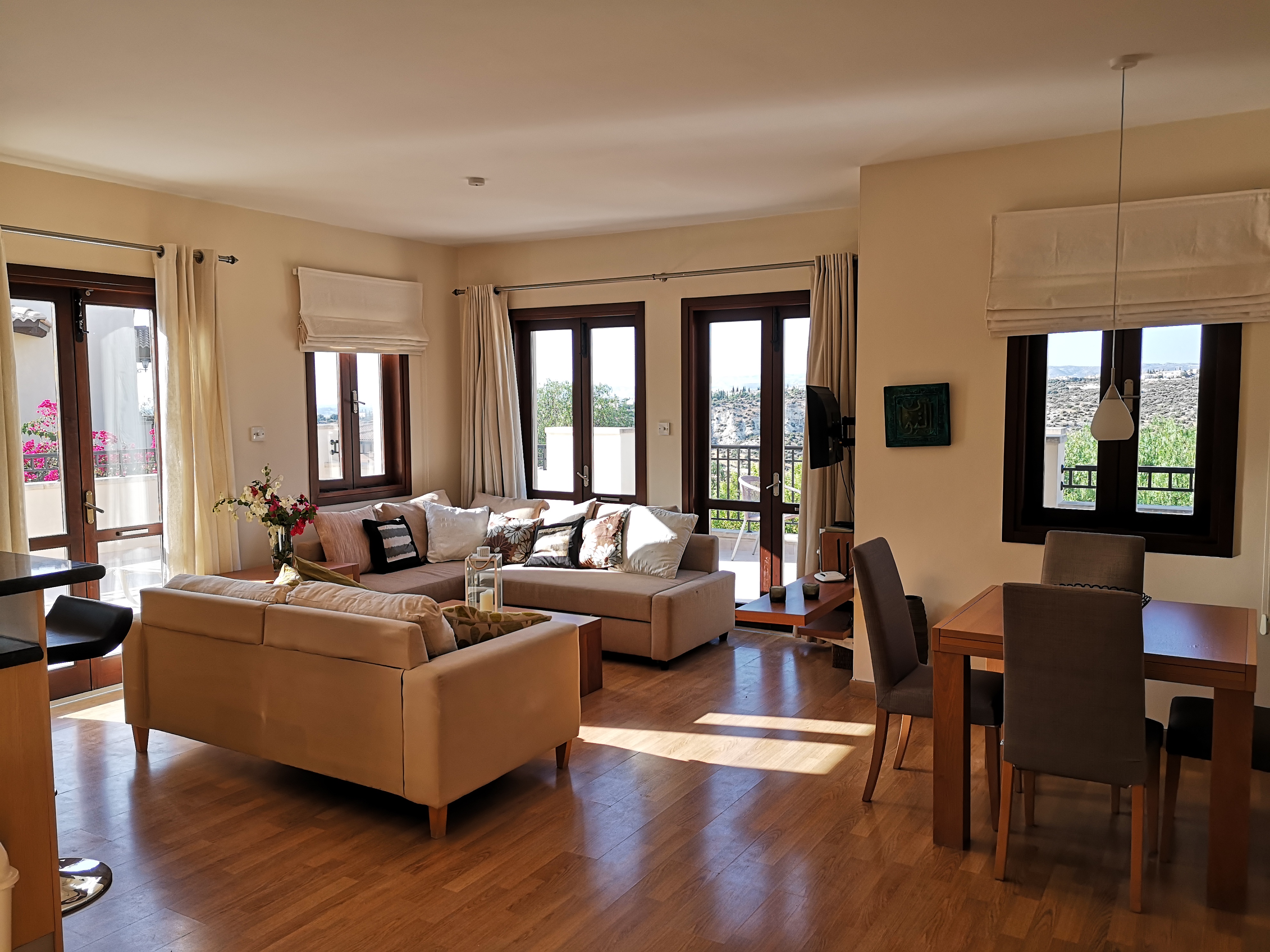 spacious apartment 70sqmt with huge terrace