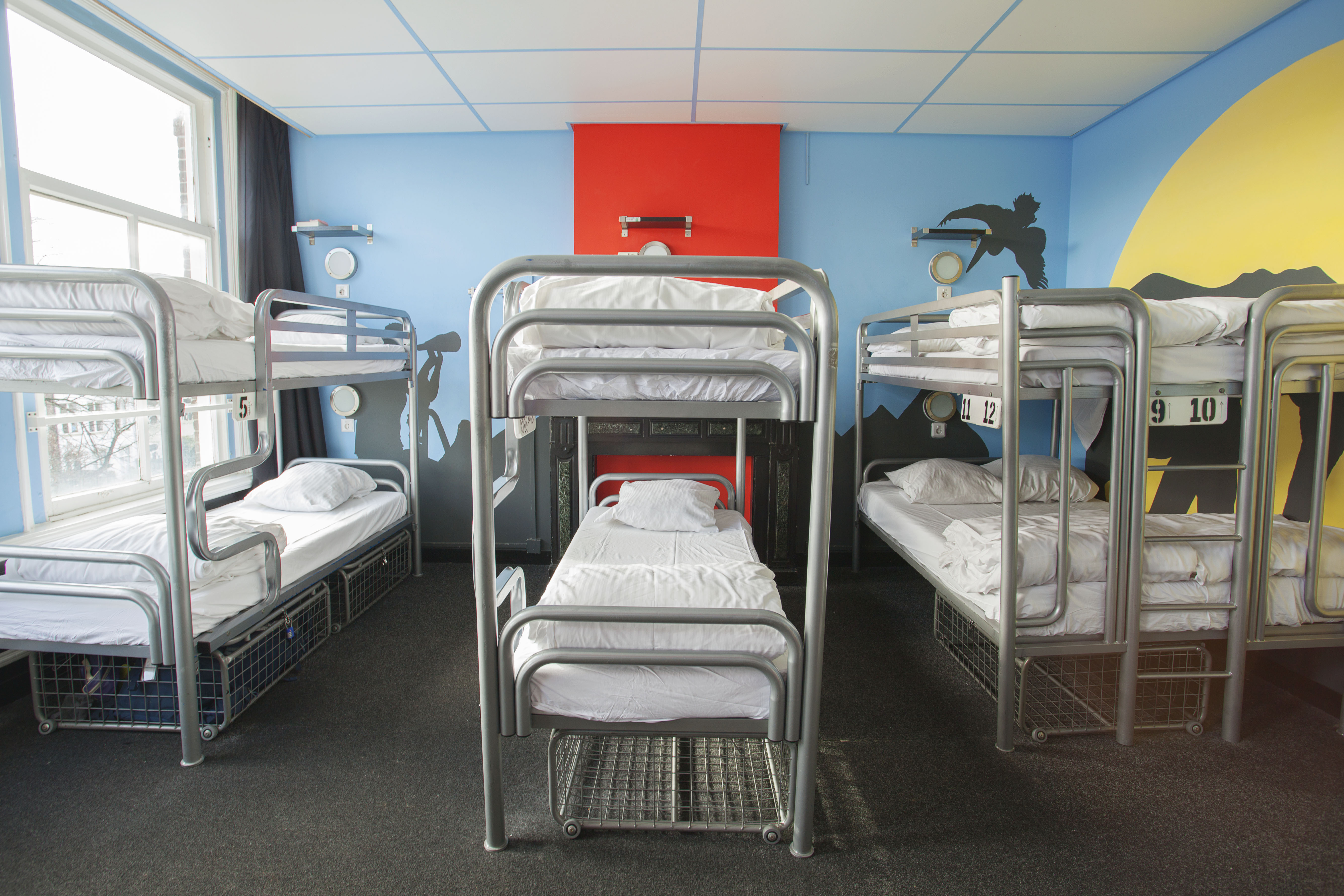 Bed in 10 Bed Dorm โ Amsterdam stay