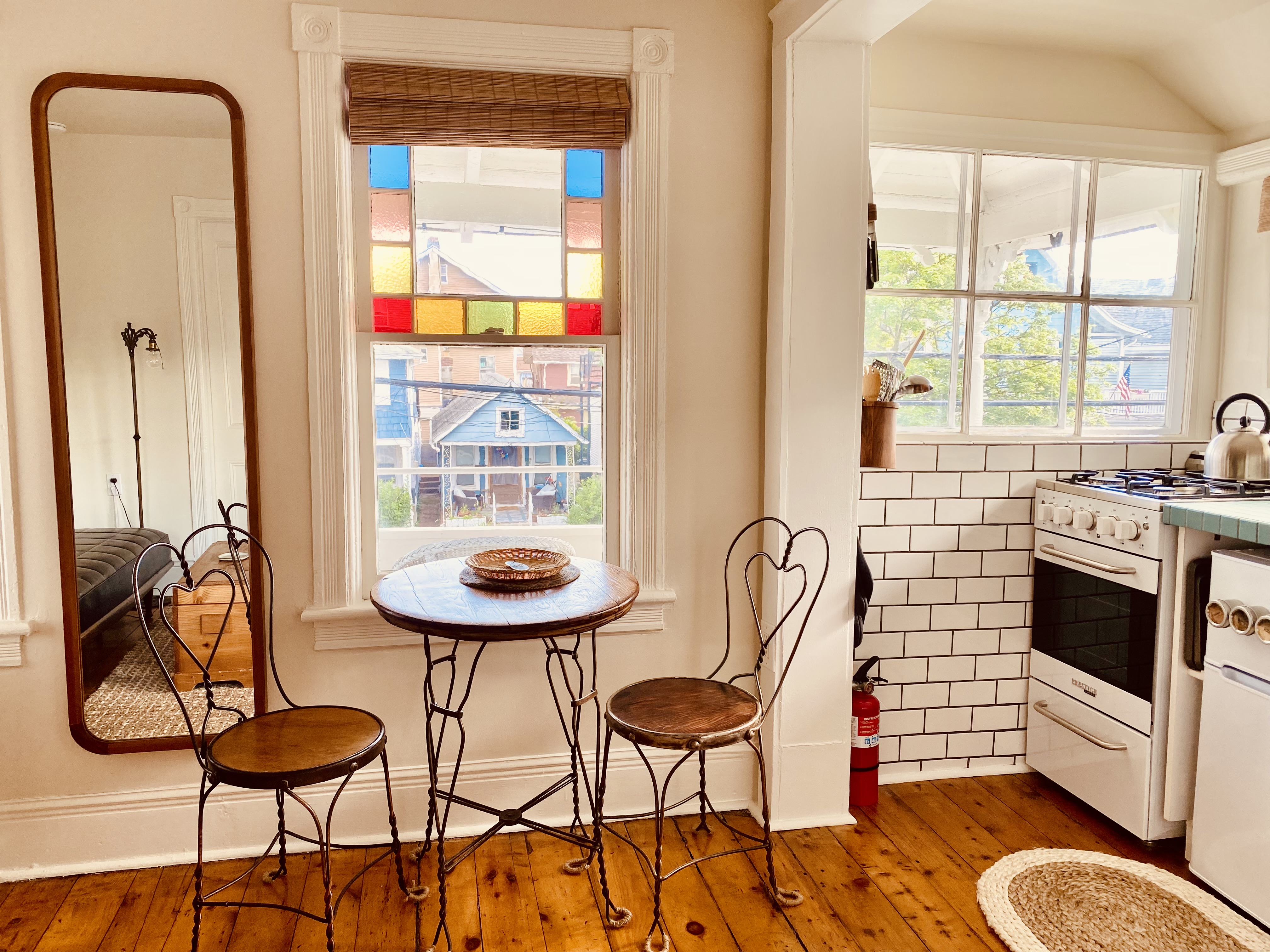 The Stokes - Apt 2 (Historic Charm in Ocean Grove)
