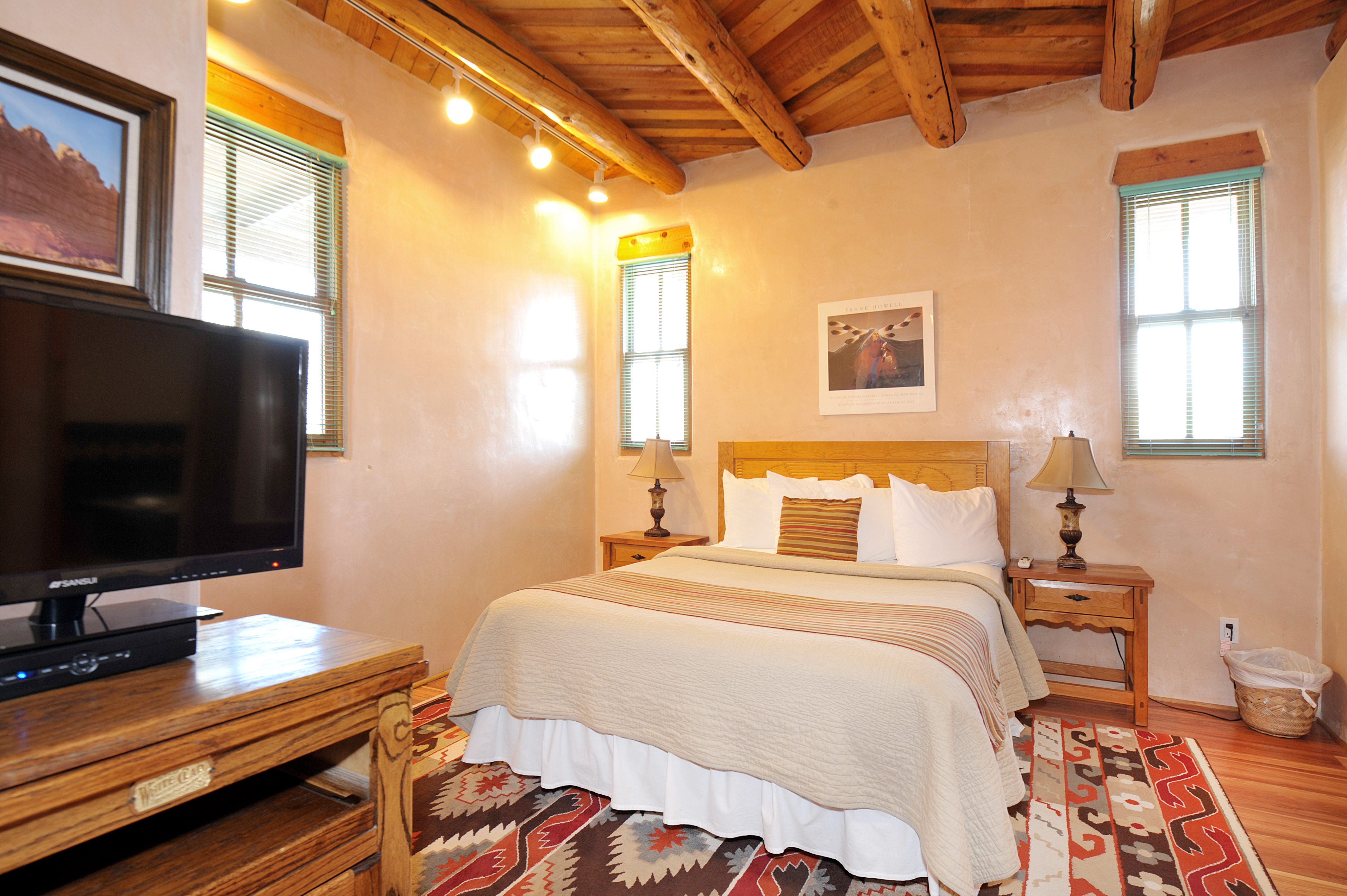 The Guadalupe Inn Room 4 Bed and breakfasts for Rent in Santa Fe, New