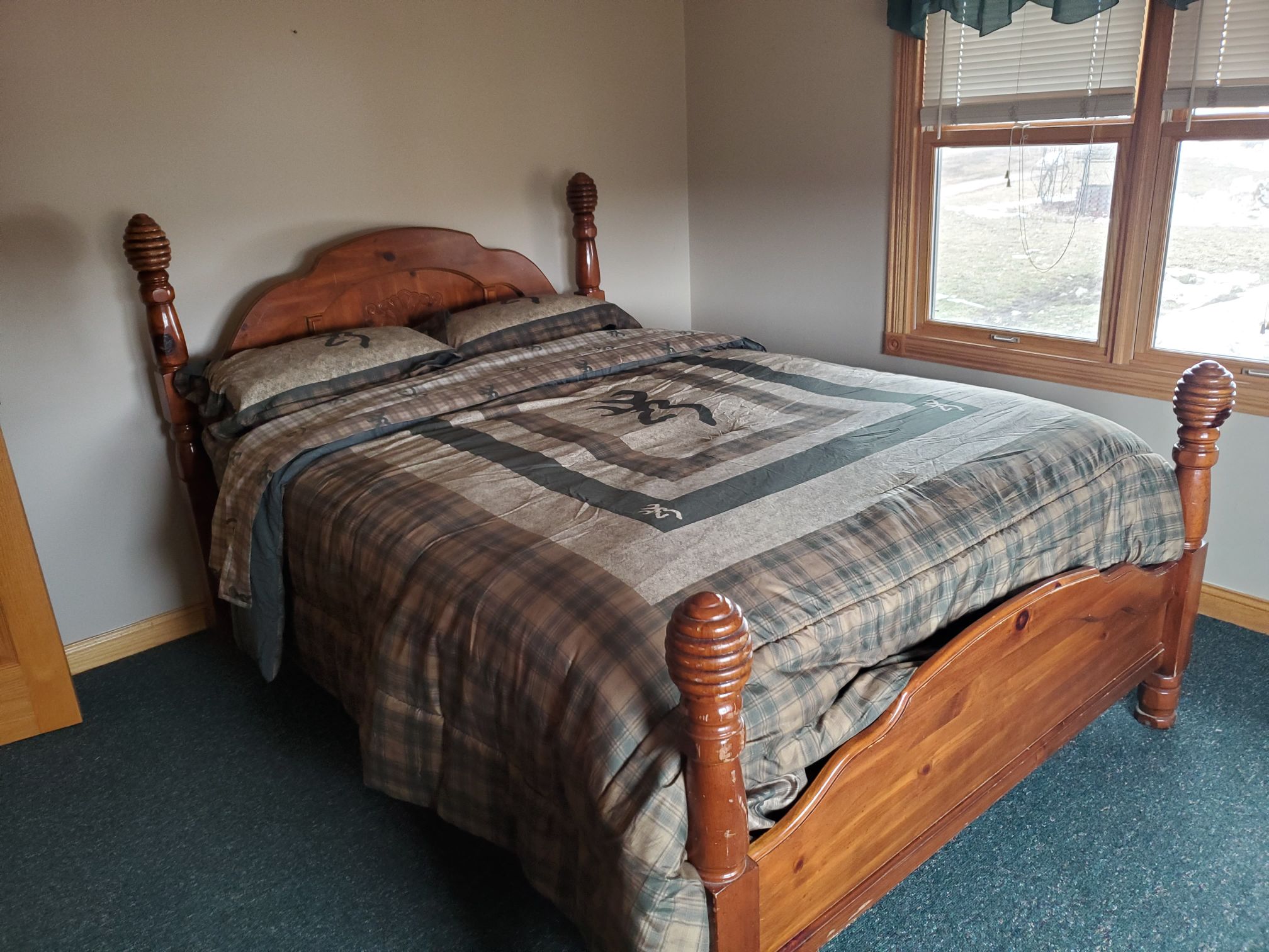 Larsen Farm Secluded Farmhouse with Hotub Farm stays for Rent in