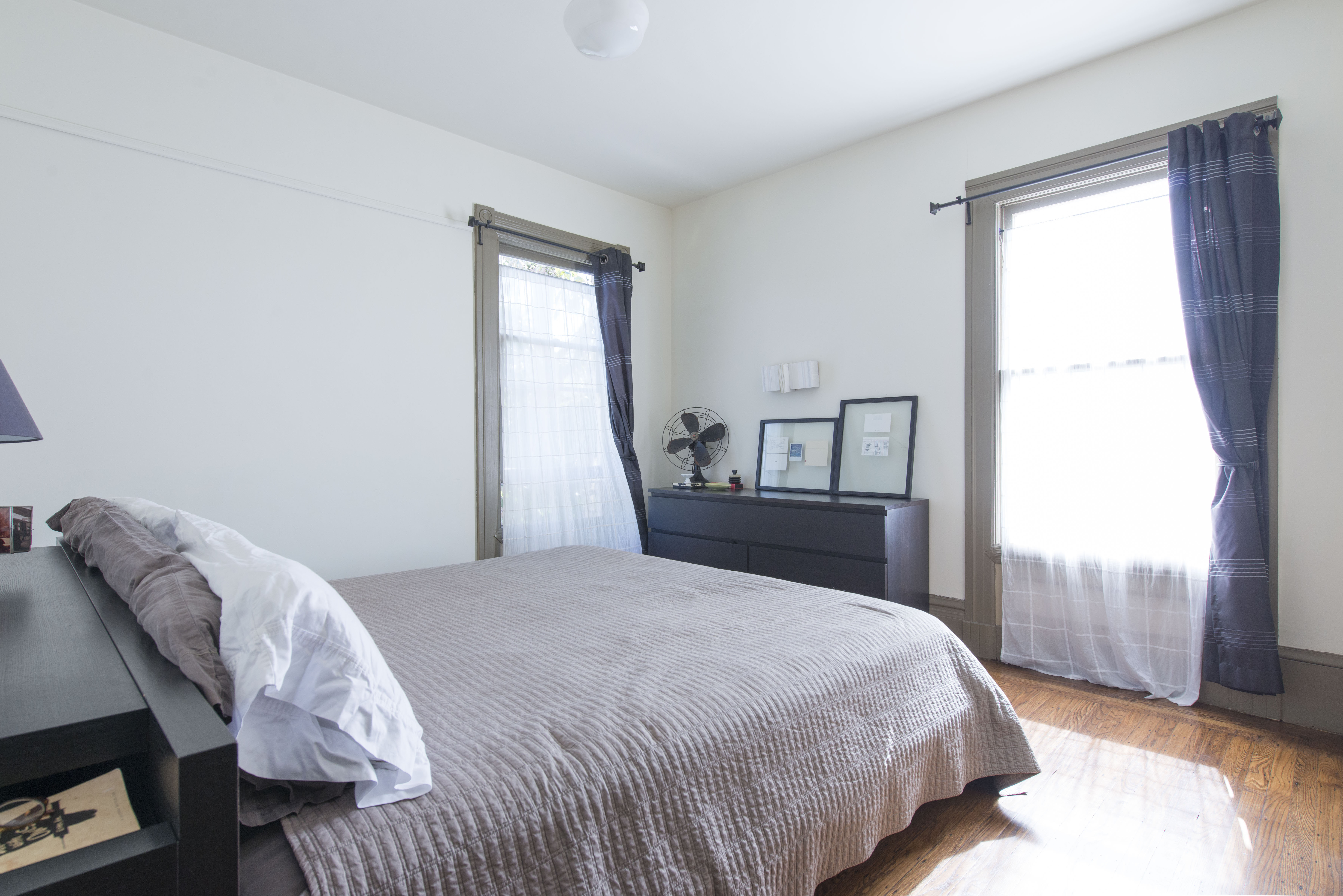 Beautifully Restored Oakland Victorian Home in Hoover-Foster, Oakland