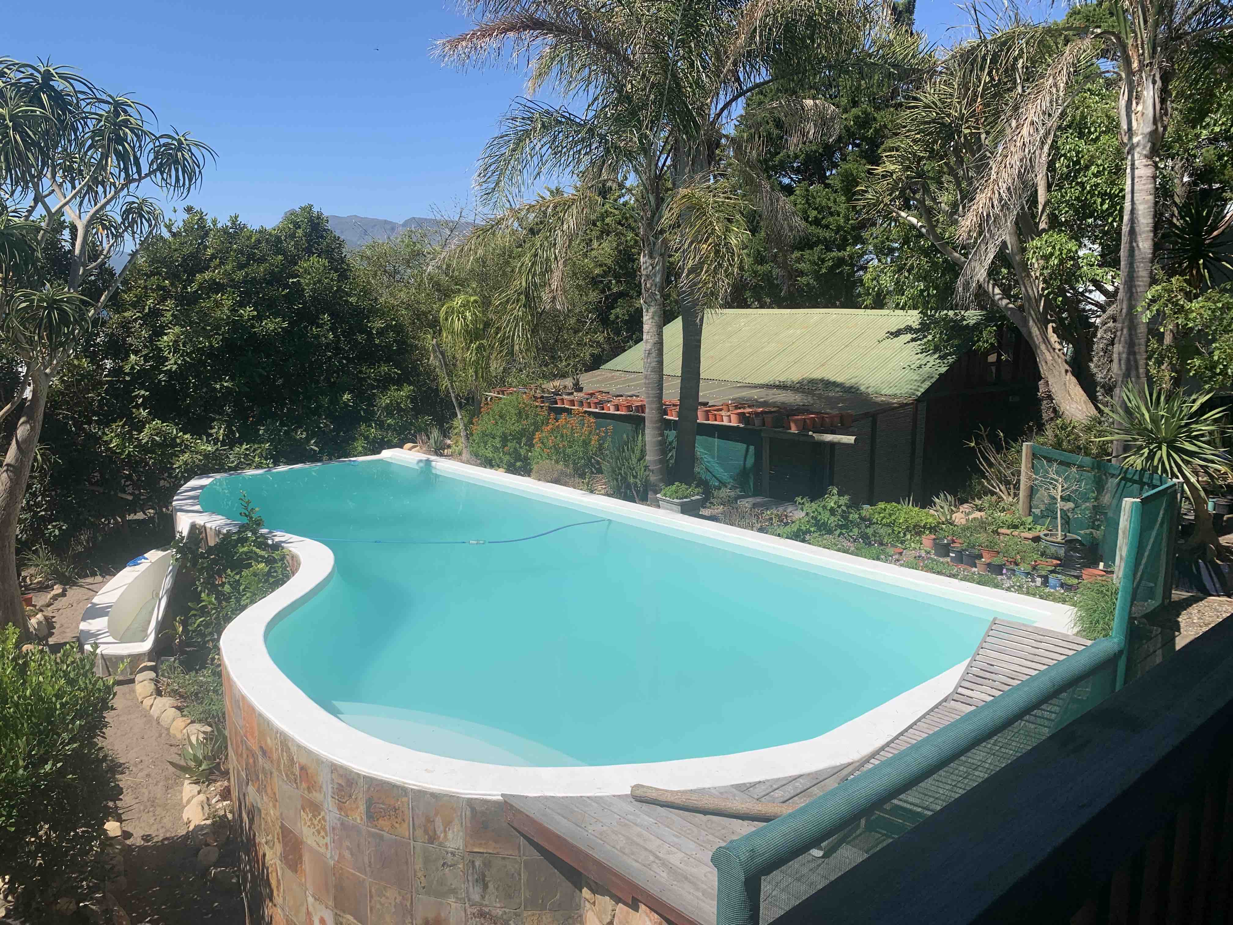 The "Secret Garden" Cottage in Ward 61, Cape Town