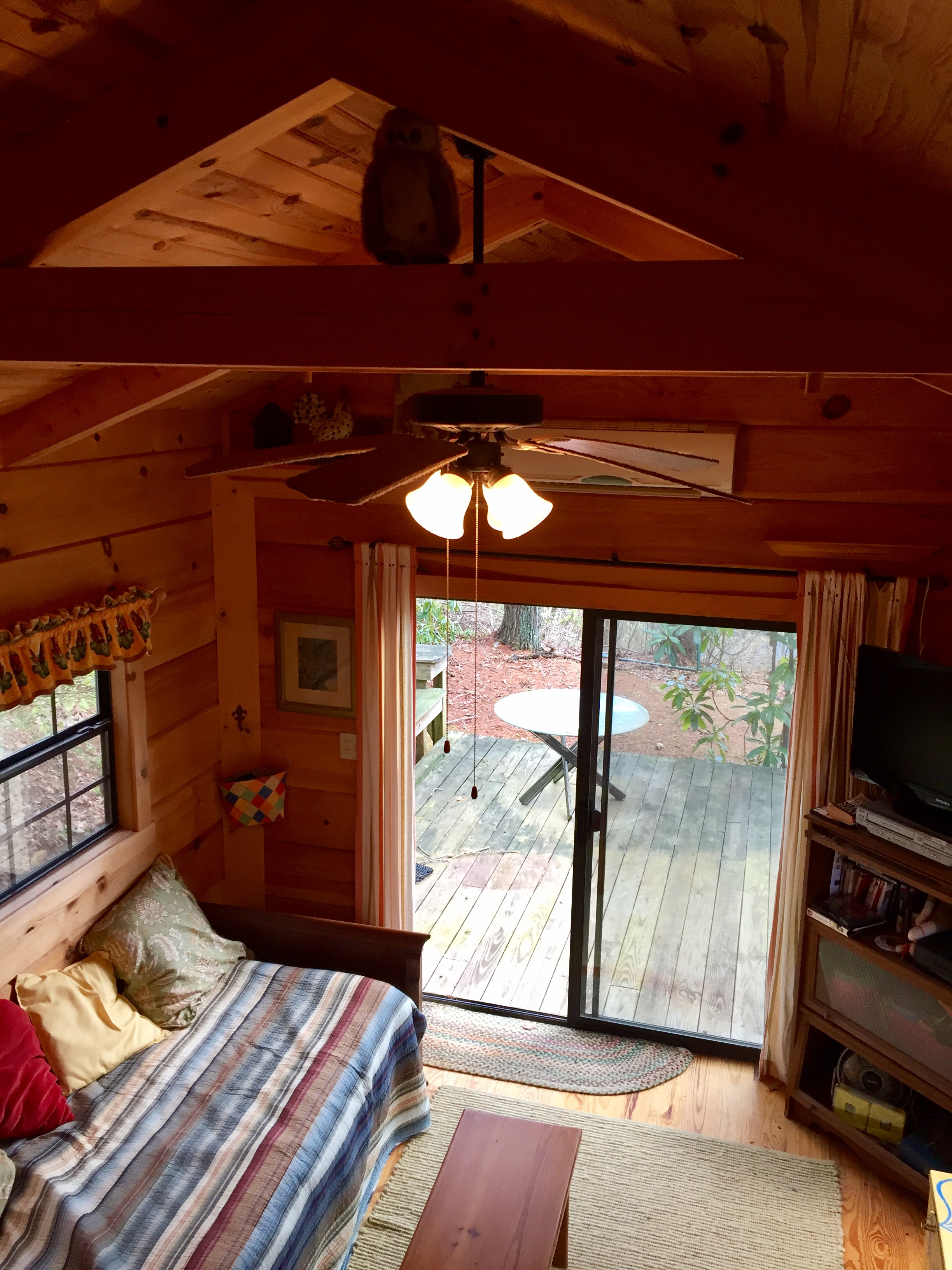 Magnolia Cabin Camp David Cabins for Rent in Saluda, North Carolina