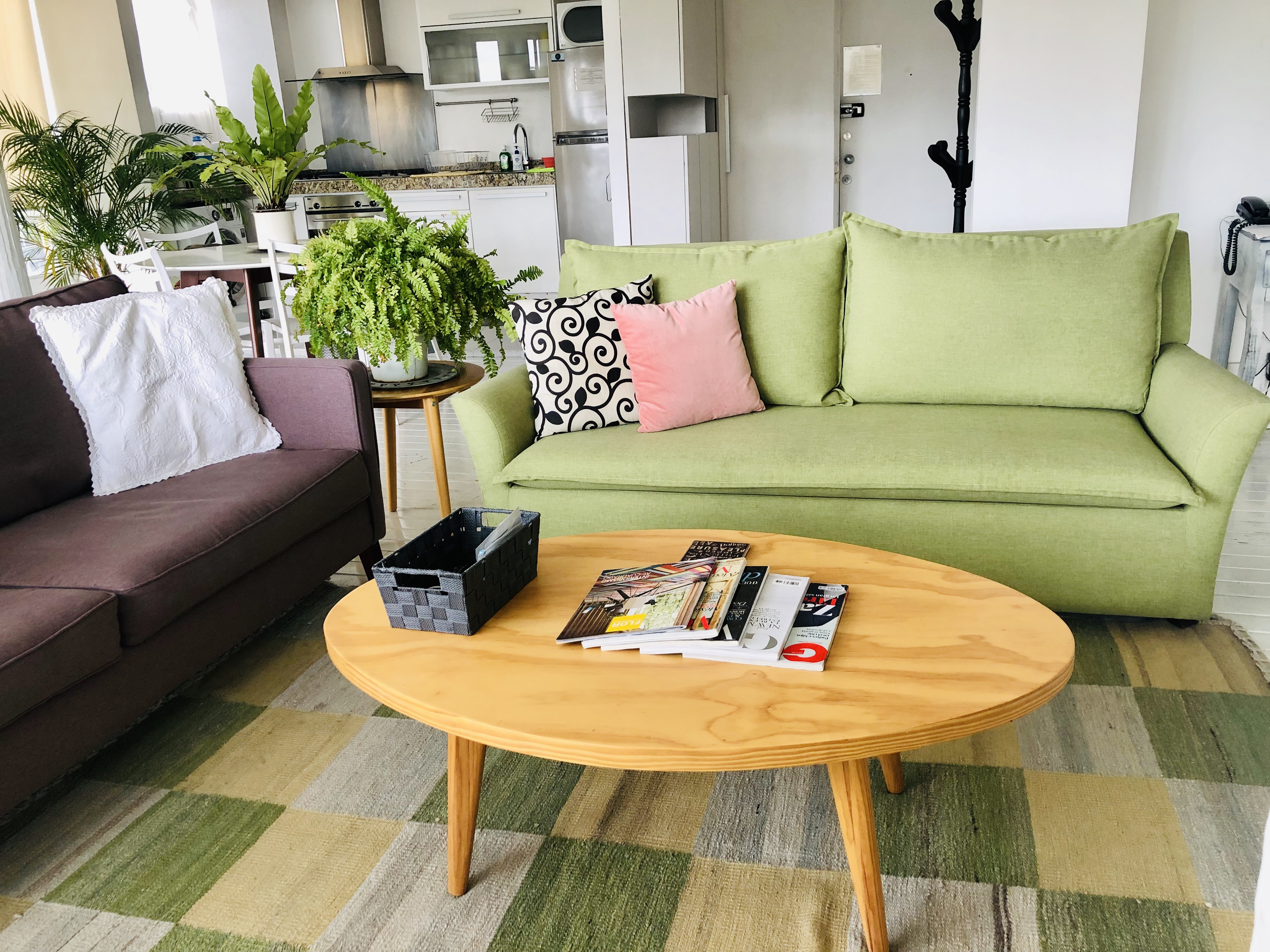 Unique, Sunny & Cozy Floor. You will Feel at Home