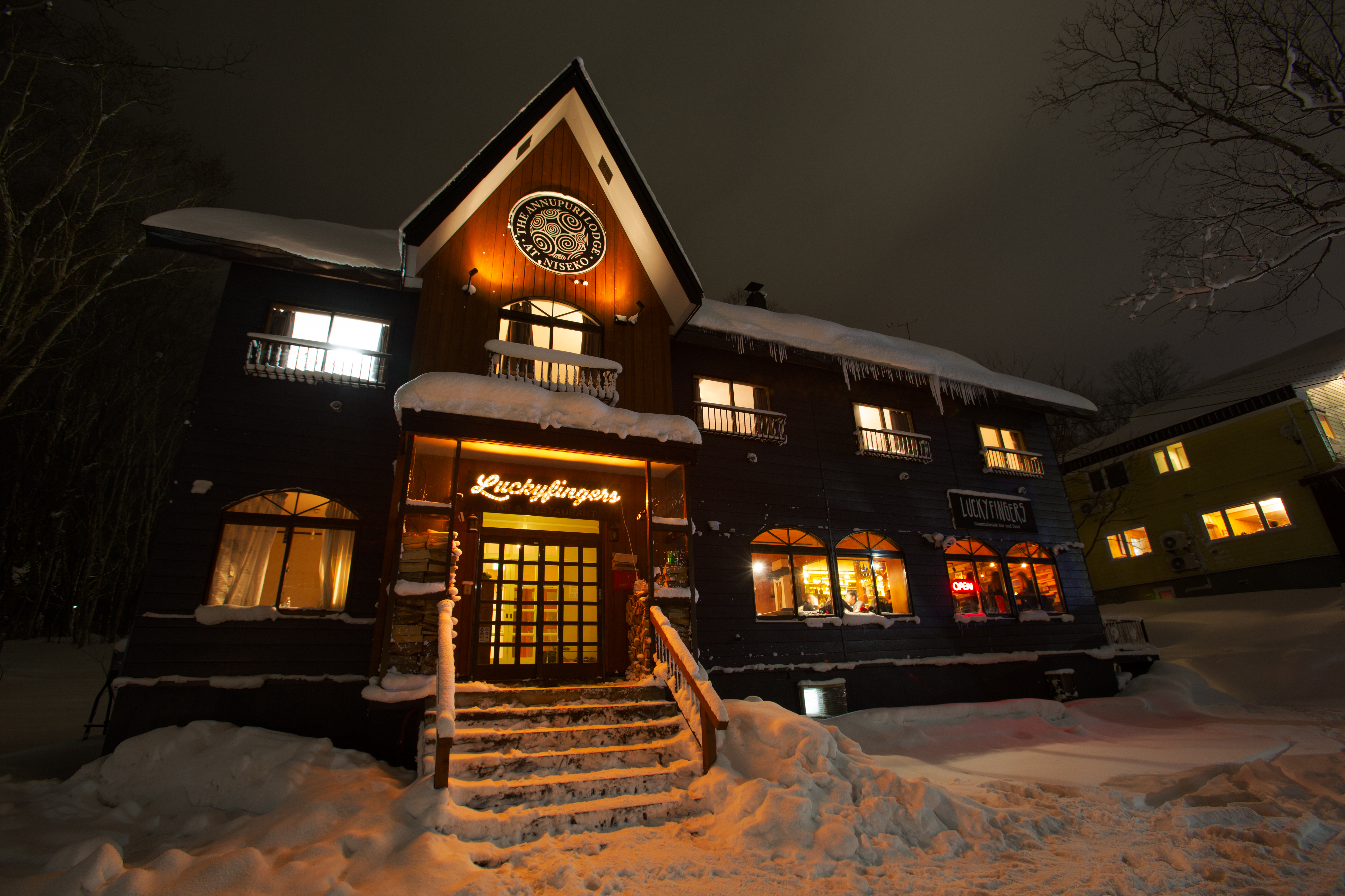 Annupuri Lodge 2-3P Private Rm, 1 min walk to lift