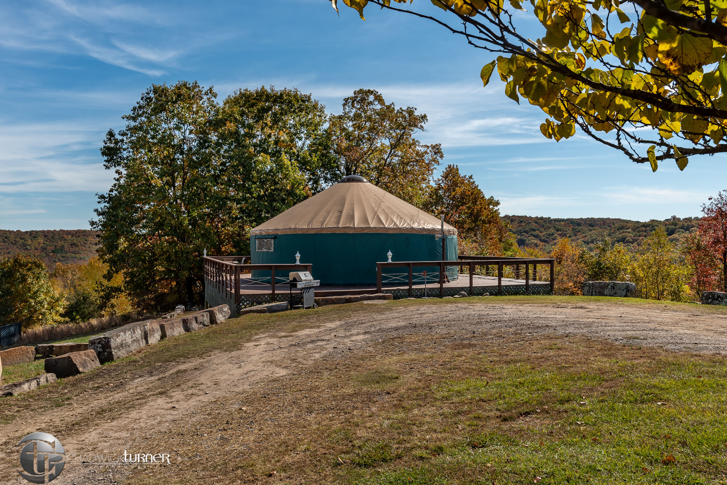 Sanctuary Private Elegant Yurt + Views, Hot Tub Yurts for Rent in Chester, Arkansas, United