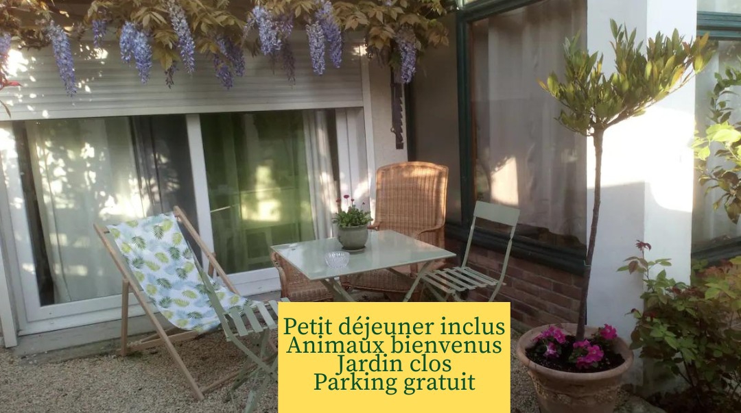 Charming small studio with garden   