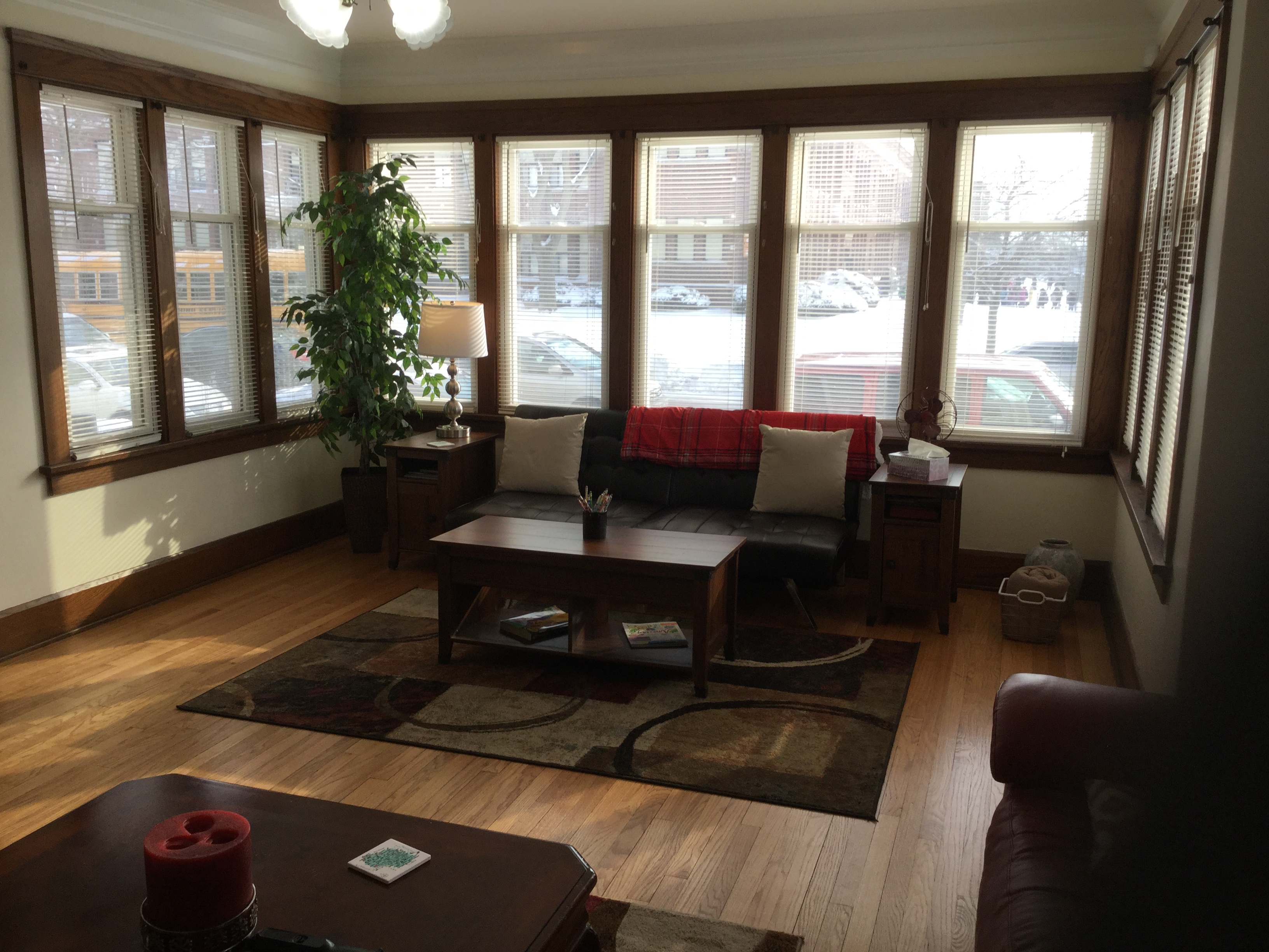 Stunning! Pro Cleaned, Self Check In Sleeps 8