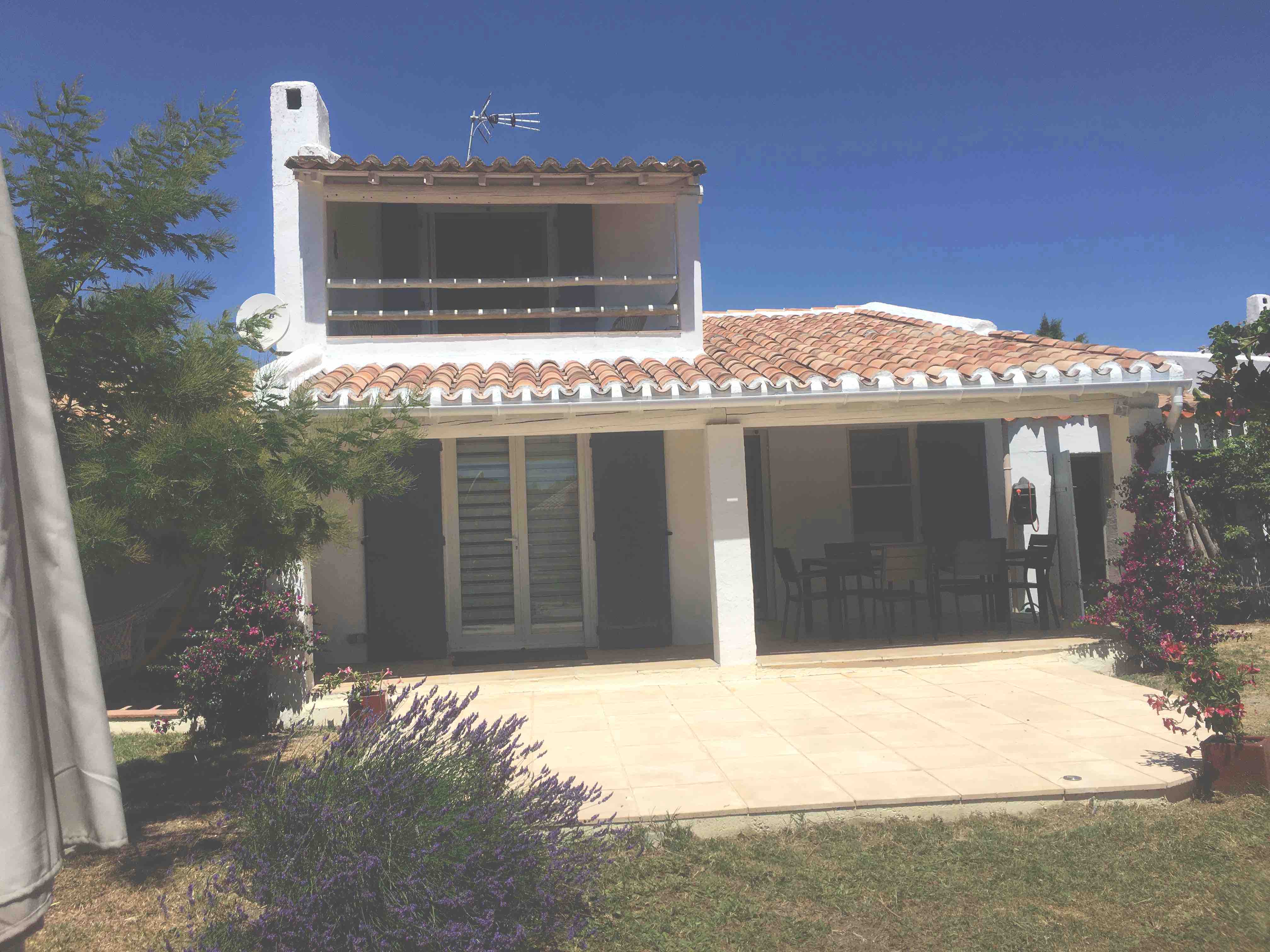 House in the heart of the Camargue.