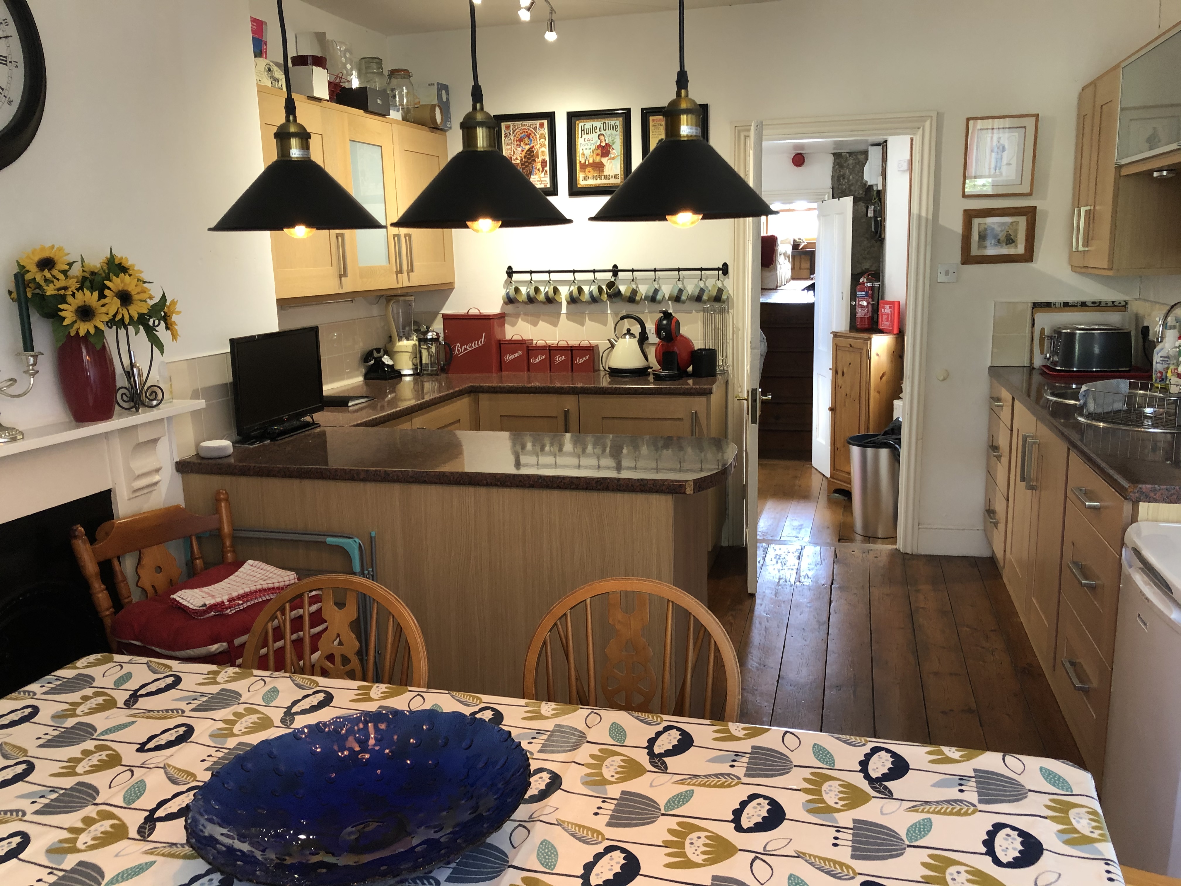 3 Bed 2 Bath Apartment Central Penzance 3 floors