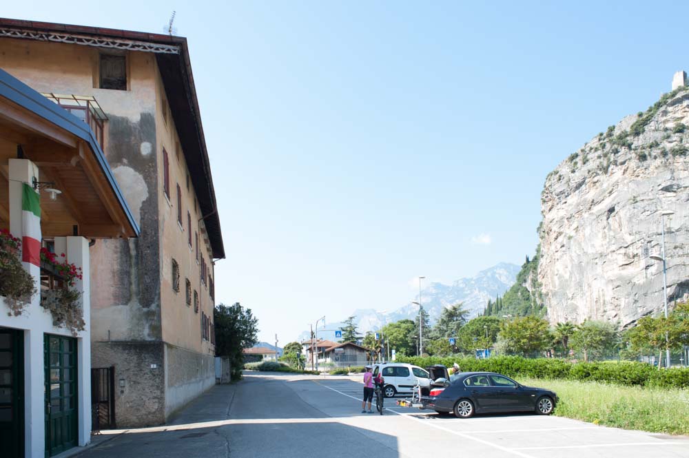 In front of the Calodri