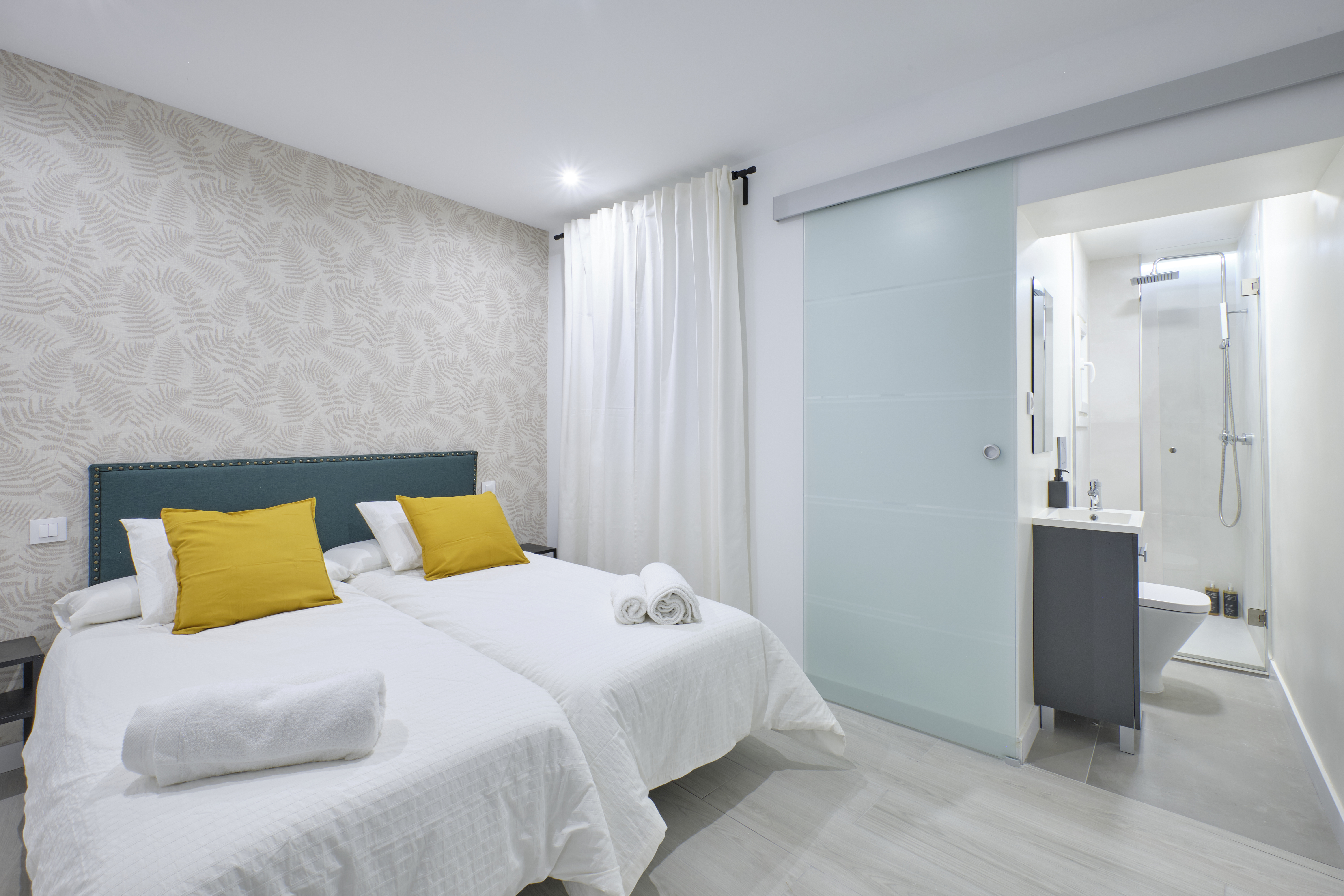****Study Center Plaza Mayor-Sol Wifi-A/C****