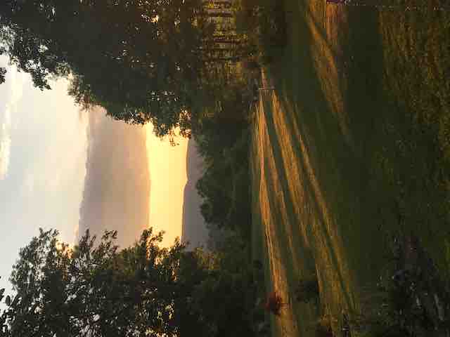 Sunset views plus lovely Lenox apt w/ac & kitchen
