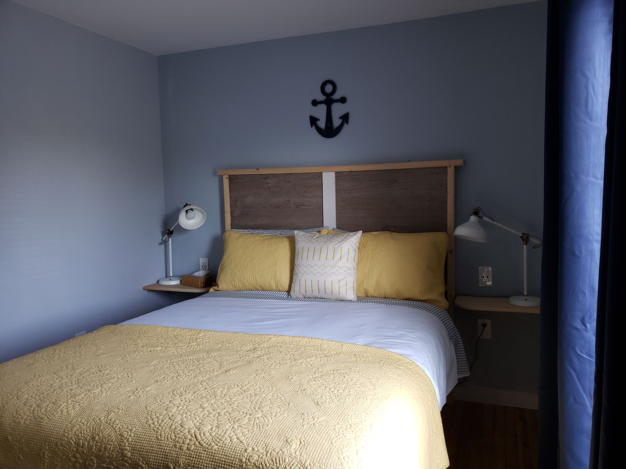 Captain Jacks Hideaway. Close to beaches and Hlfx Vacation homes for