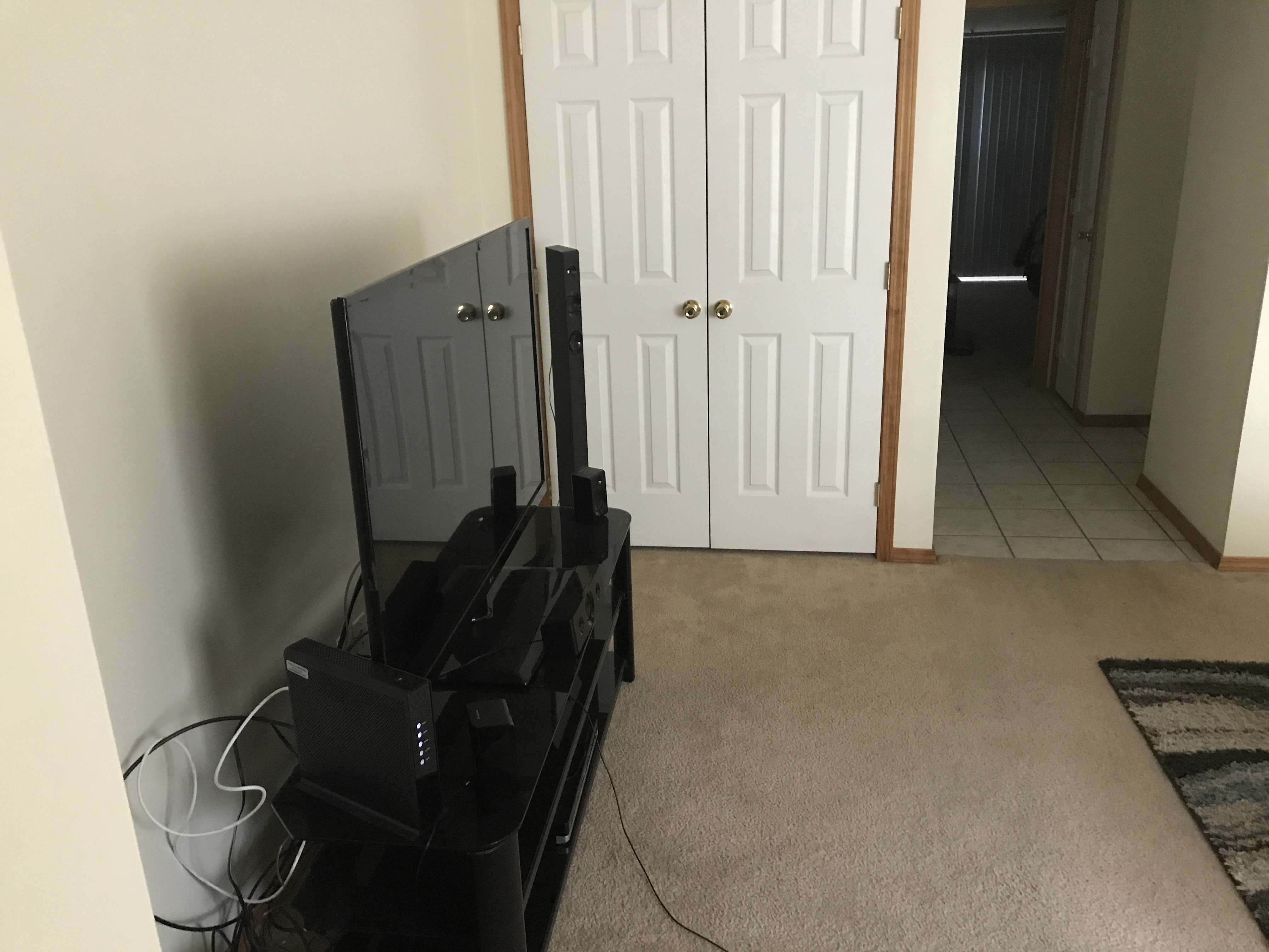 One Bedroom Apt Down the road from SIU campus in Carbondale, Illinois