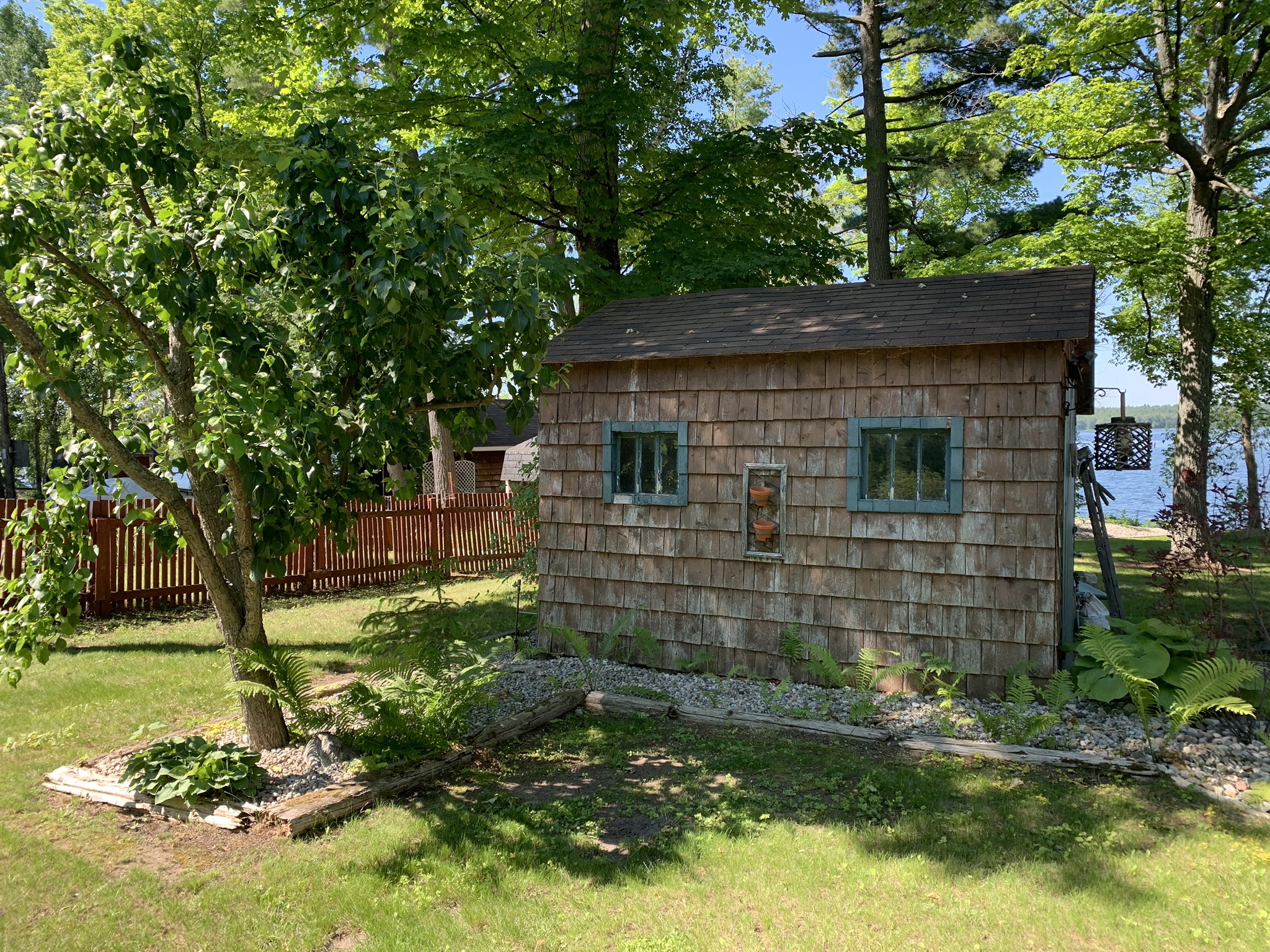 "Brisas" 2 Bedroom Waterfront Cottage Cottages for Rent in White Lake