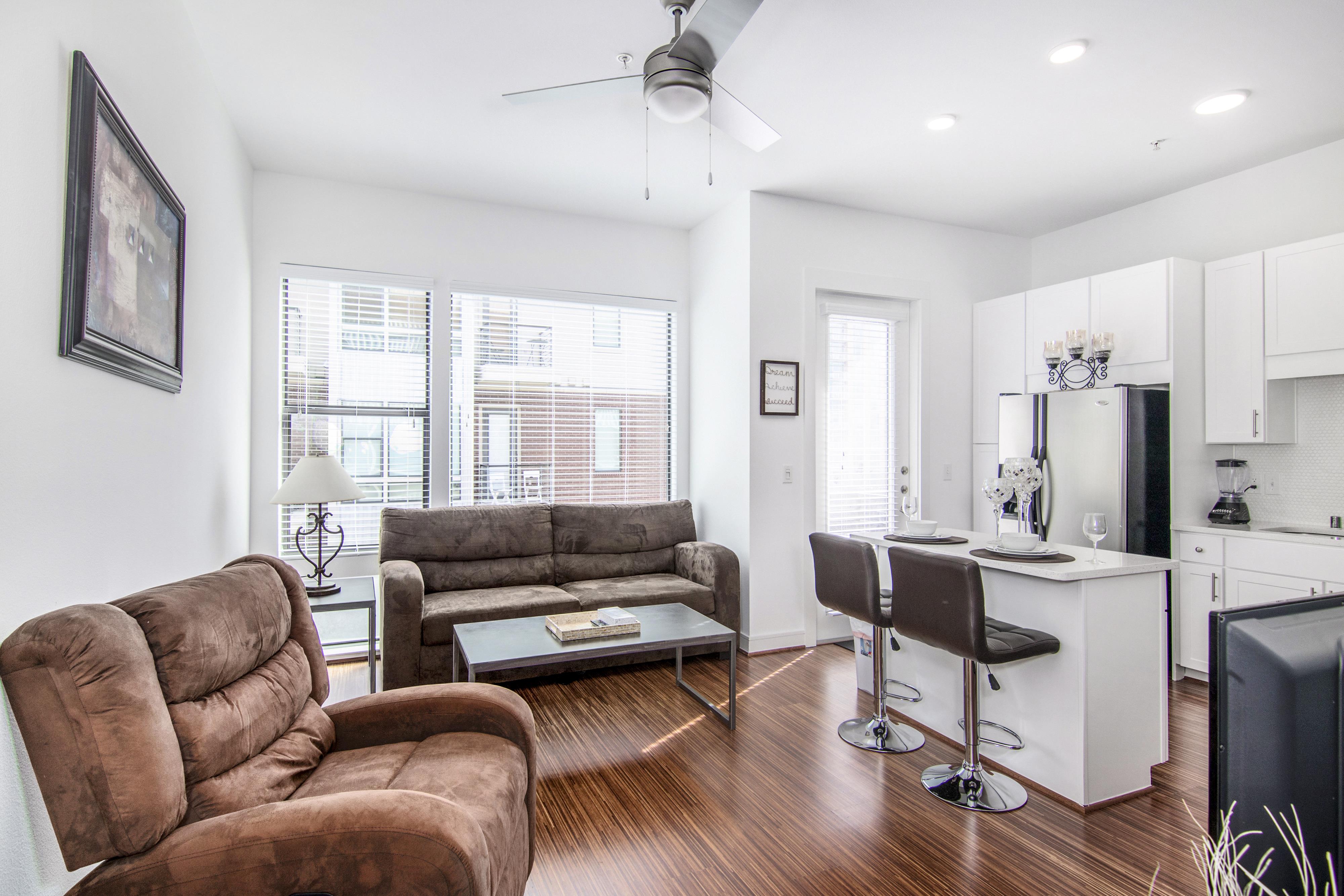 Uptown West Village Beautiful Amazing Location in District 14, Dallas