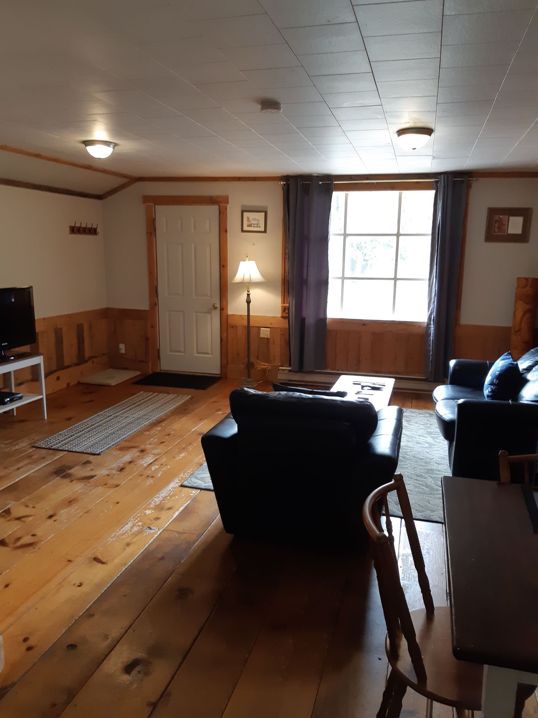 Historical One bedroom Apartment - No cleaning fee