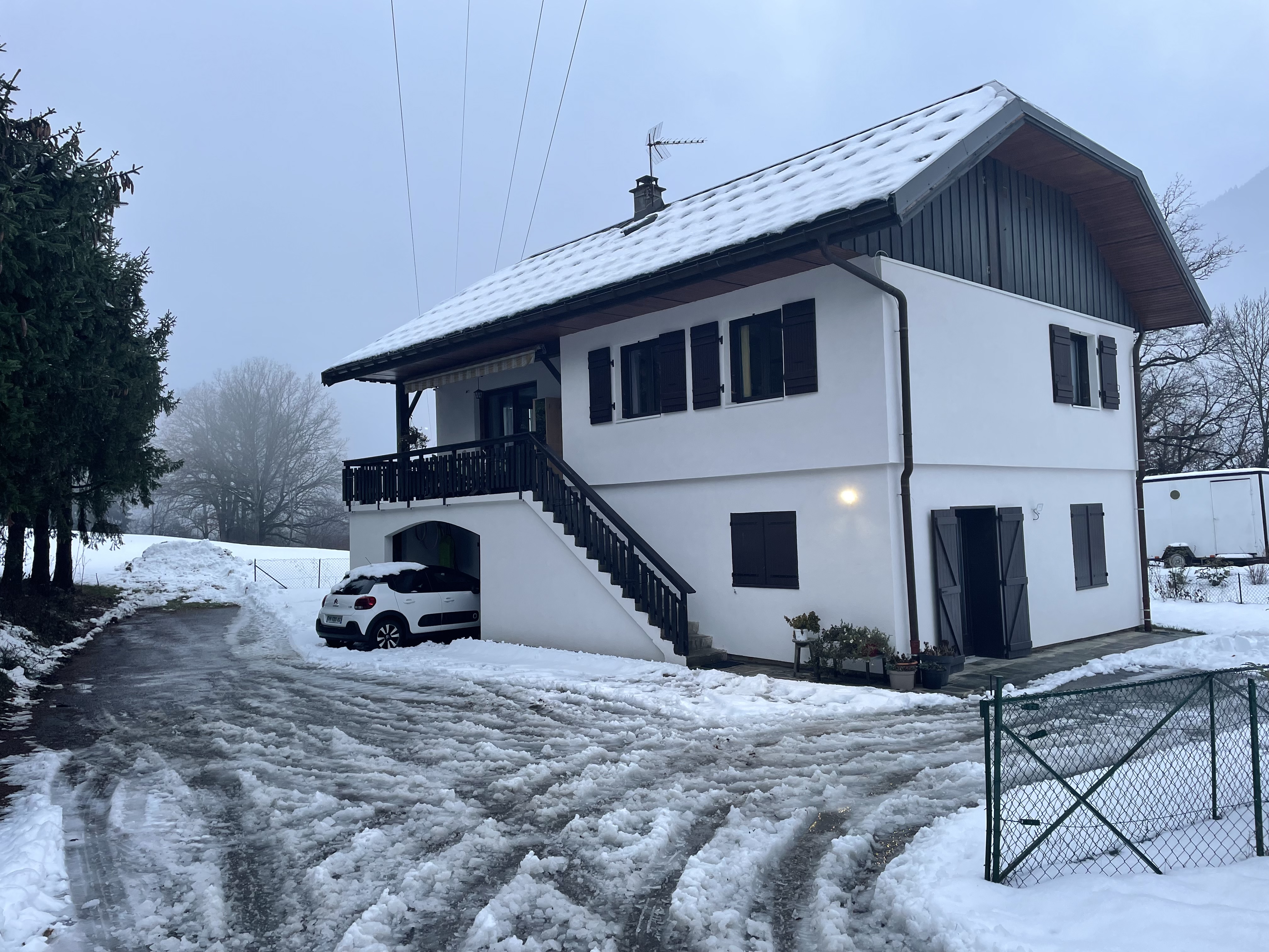 Modern apartment close to ski resorts