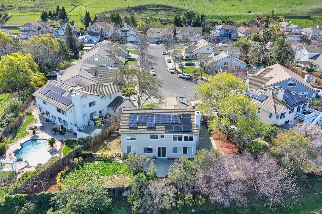 3195SFd Home in Beautiful Rolling Hills 11131SFLot Houses for Rent in