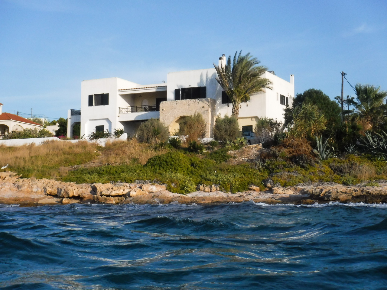 Luxurious Sea Side 3 Bedroom House Aegina Island Houses For Rent In Vathi Greece