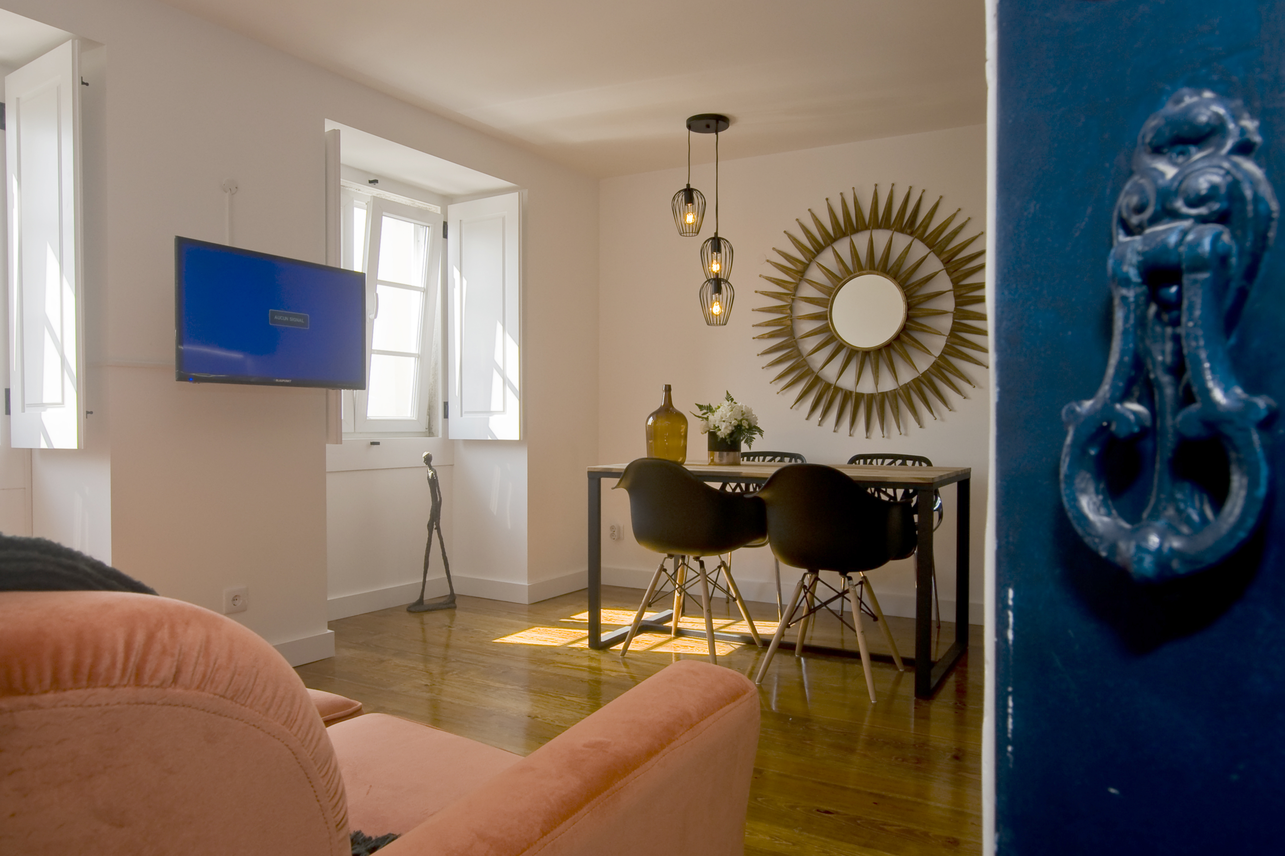 Petit bijou, coeur Fado, 2 chambres, 2 salles bain