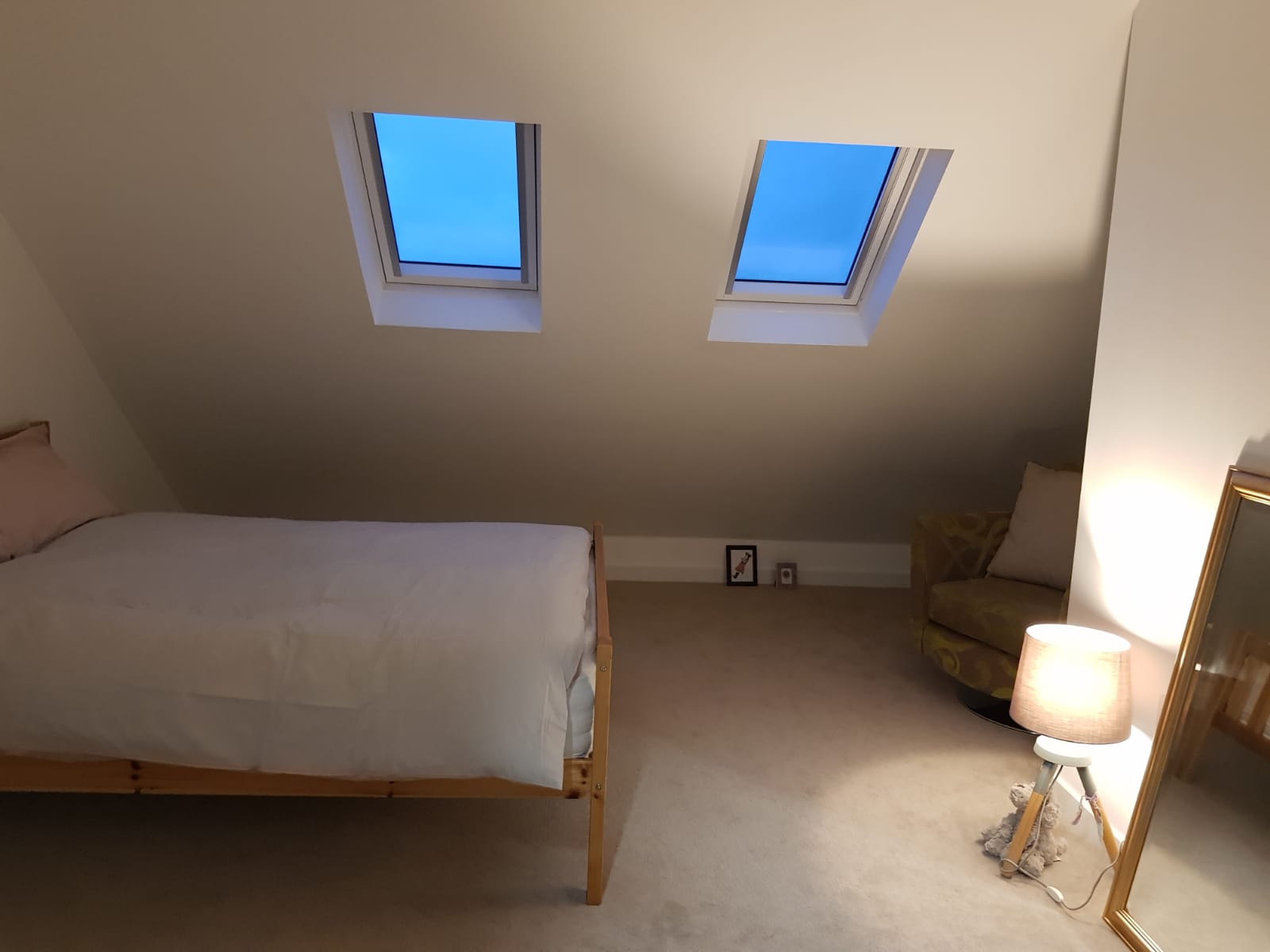 Large double room with en-suite in St George Central, Bristol