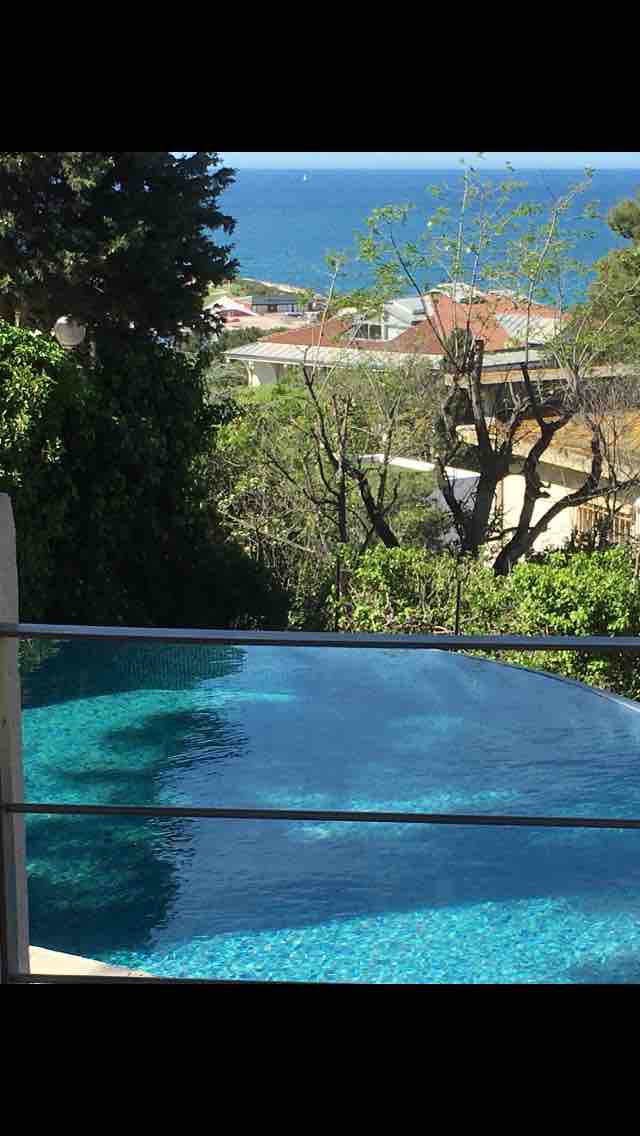 Private lot with sea view and swimming pool Houses for Rent in