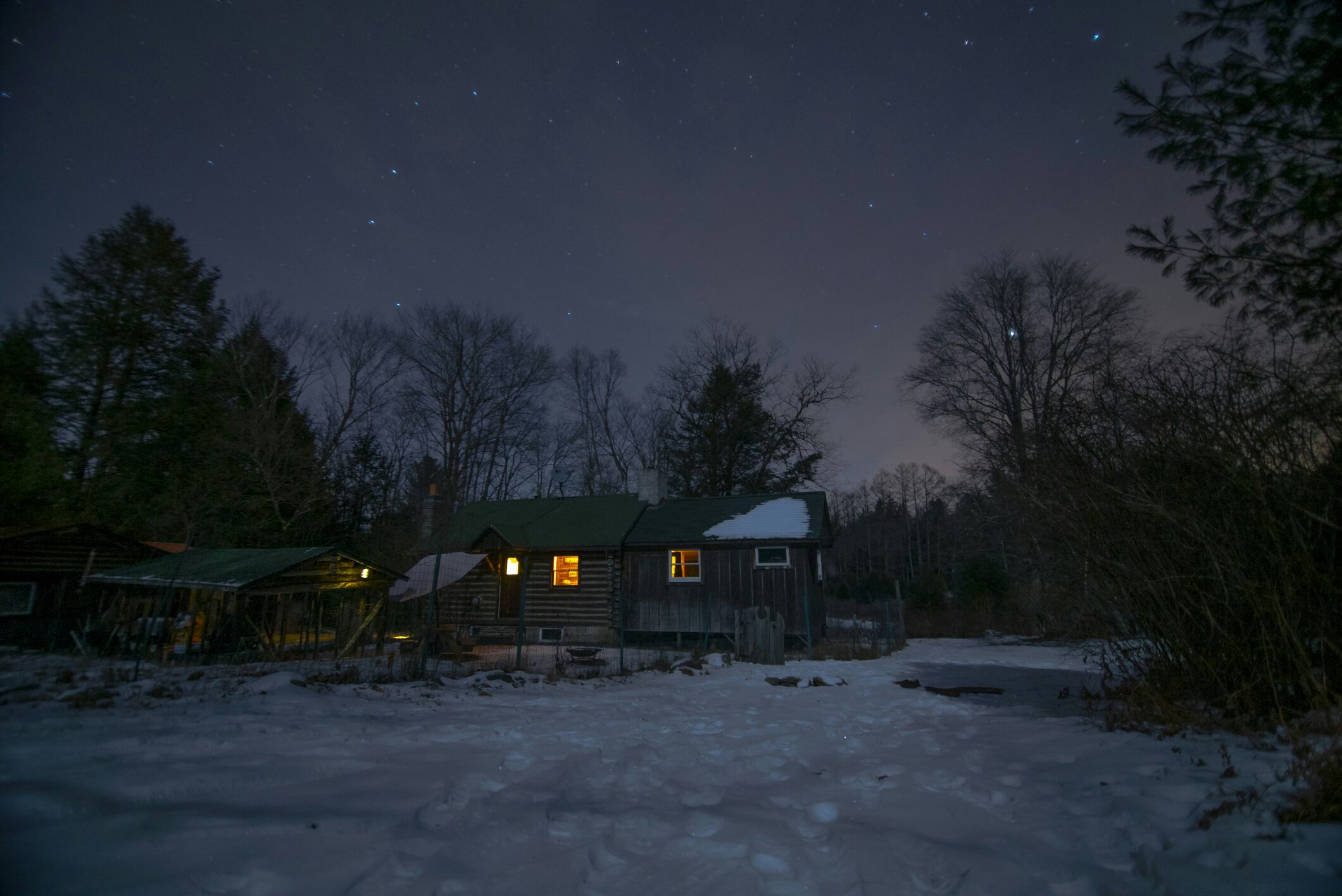 Romantic Log Cabin in the Woods Cabins for Rent in Monticello, New